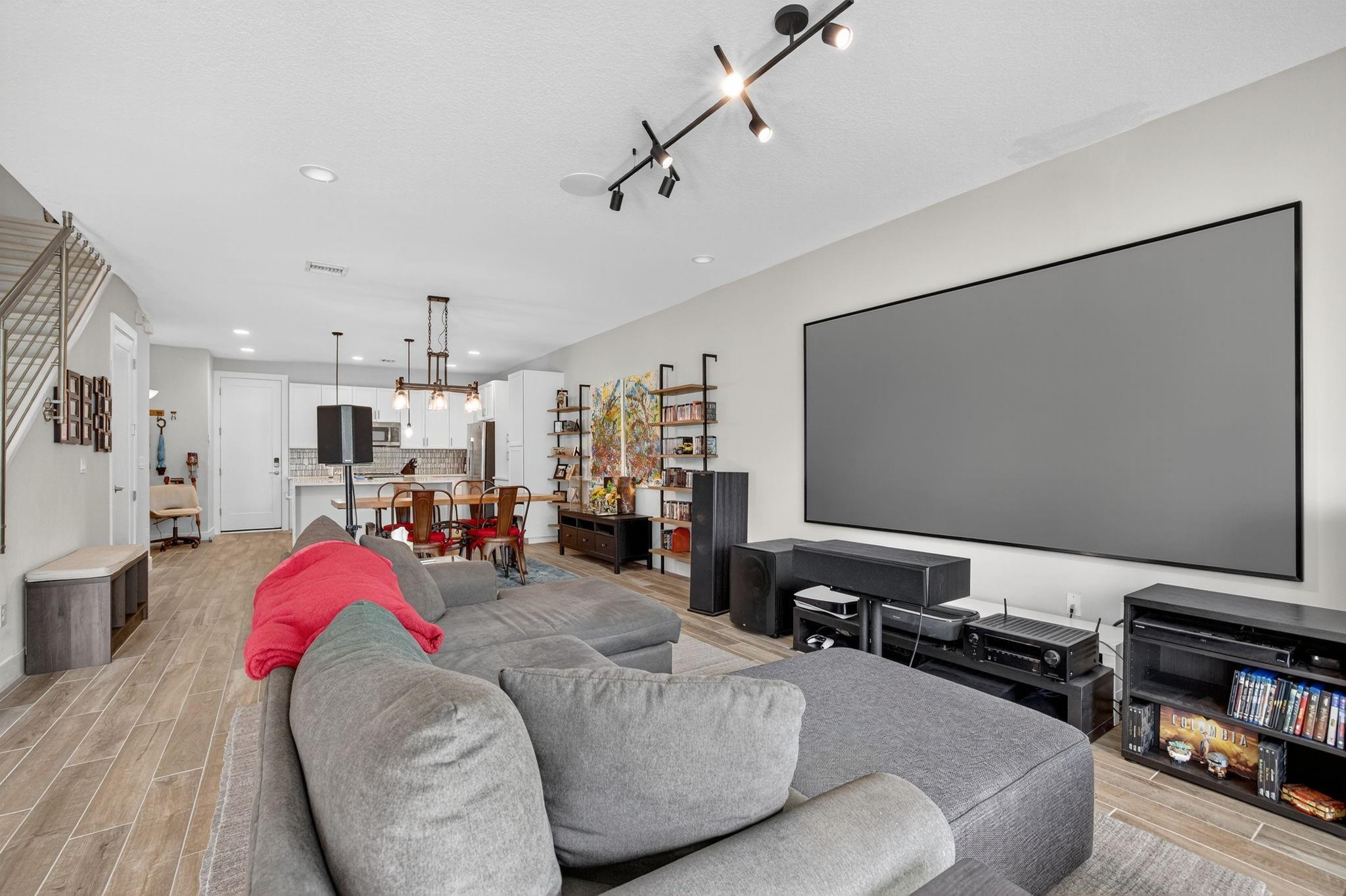 1402 SW 4th Ave 1402