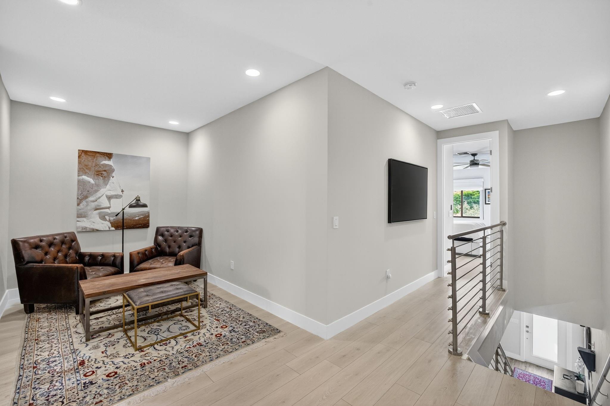 1402 SW 4th Ave 1402