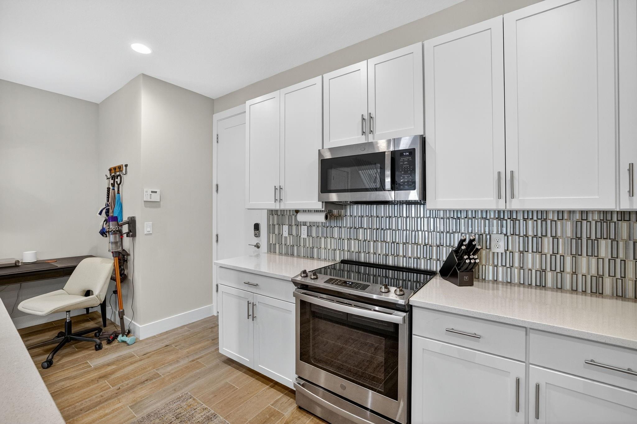 1402 SW 4th Ave 1402