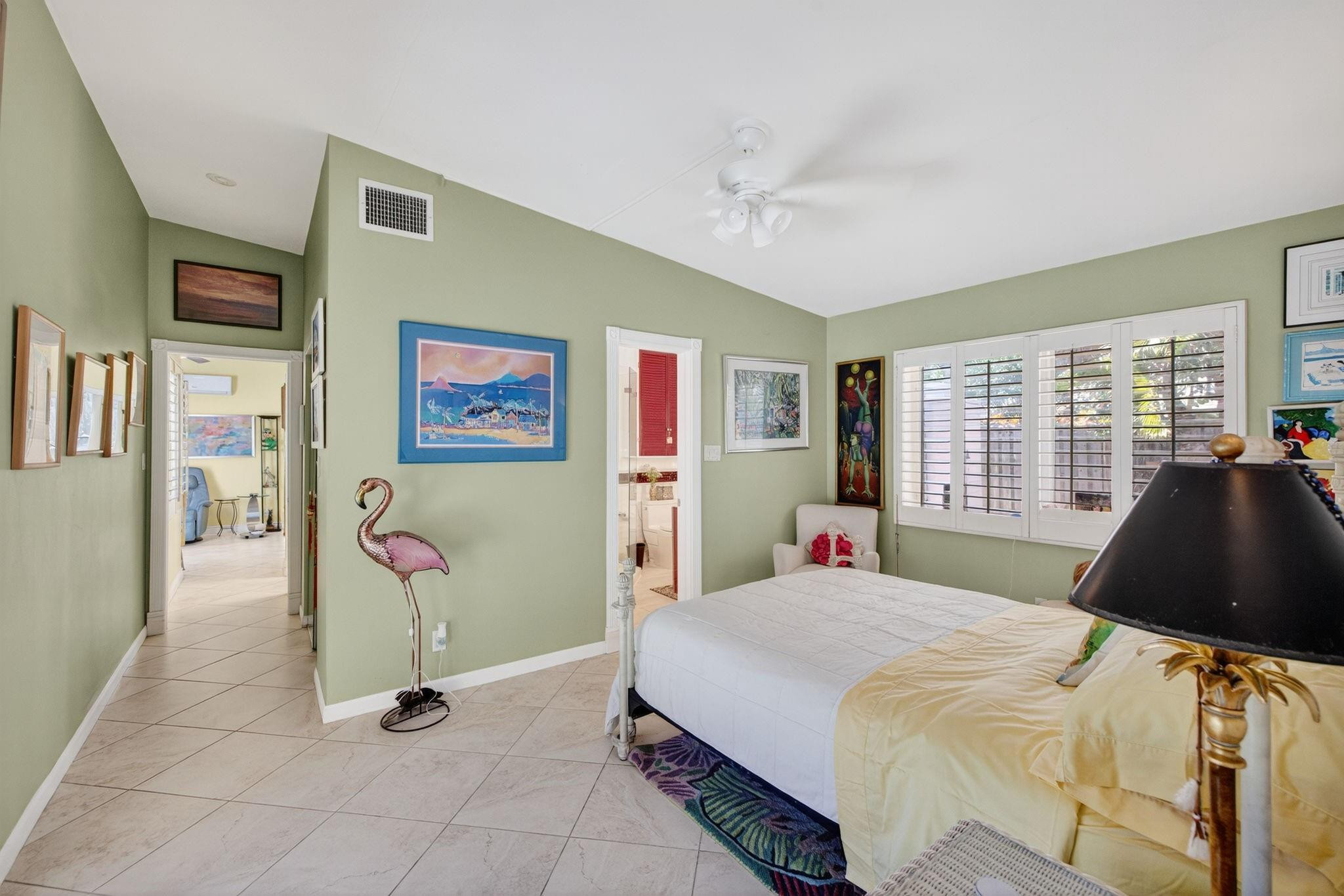 255 Neptune Ave