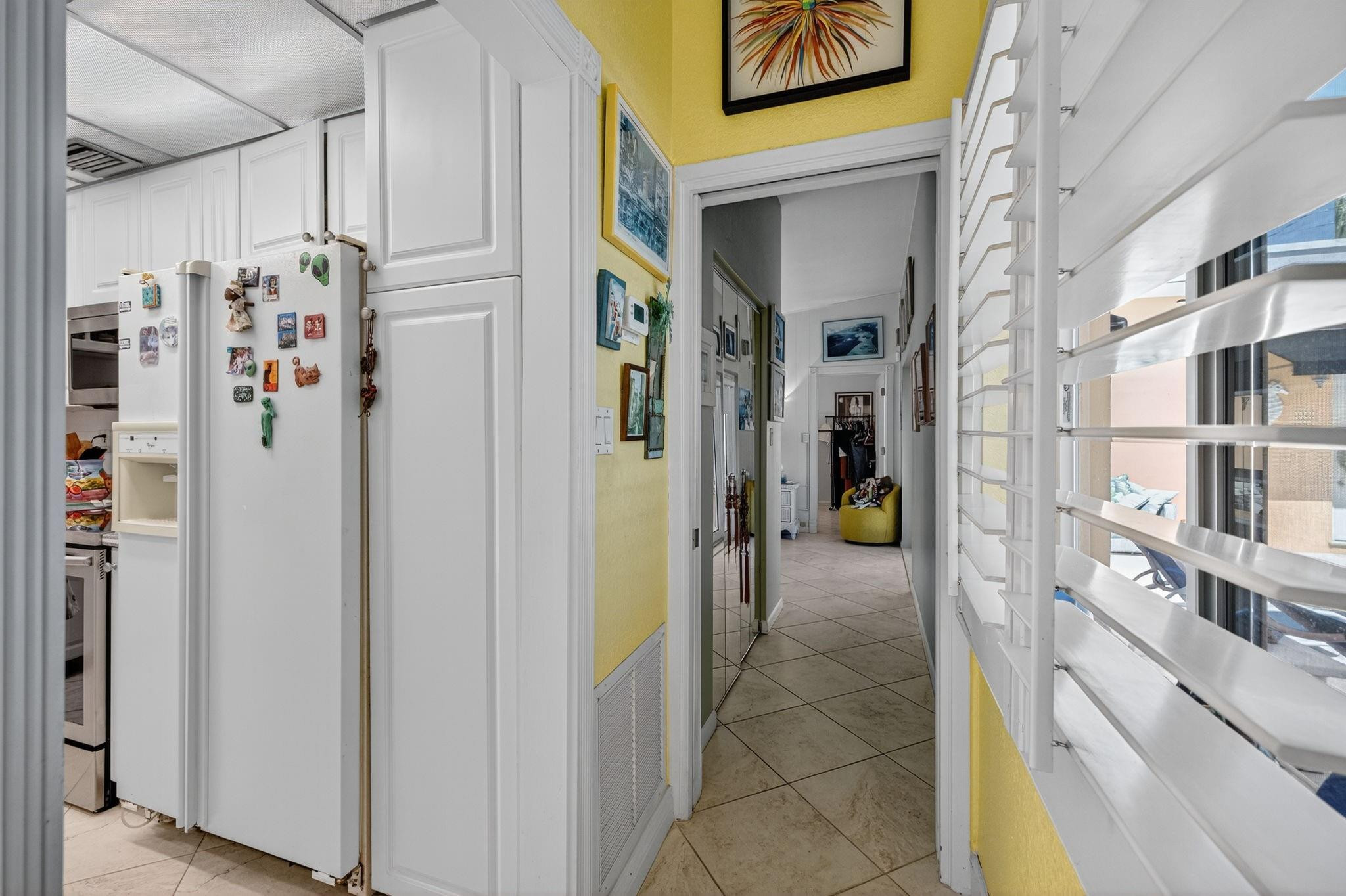255 Neptune Ave