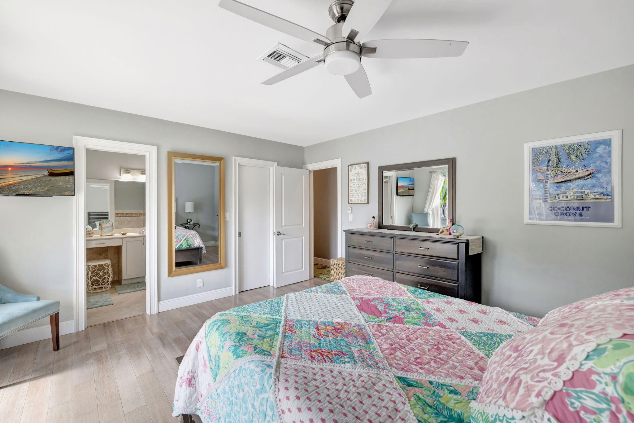 288 S Tradewinds Ave