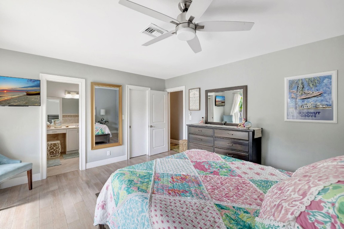 288 S Tradewinds Ave