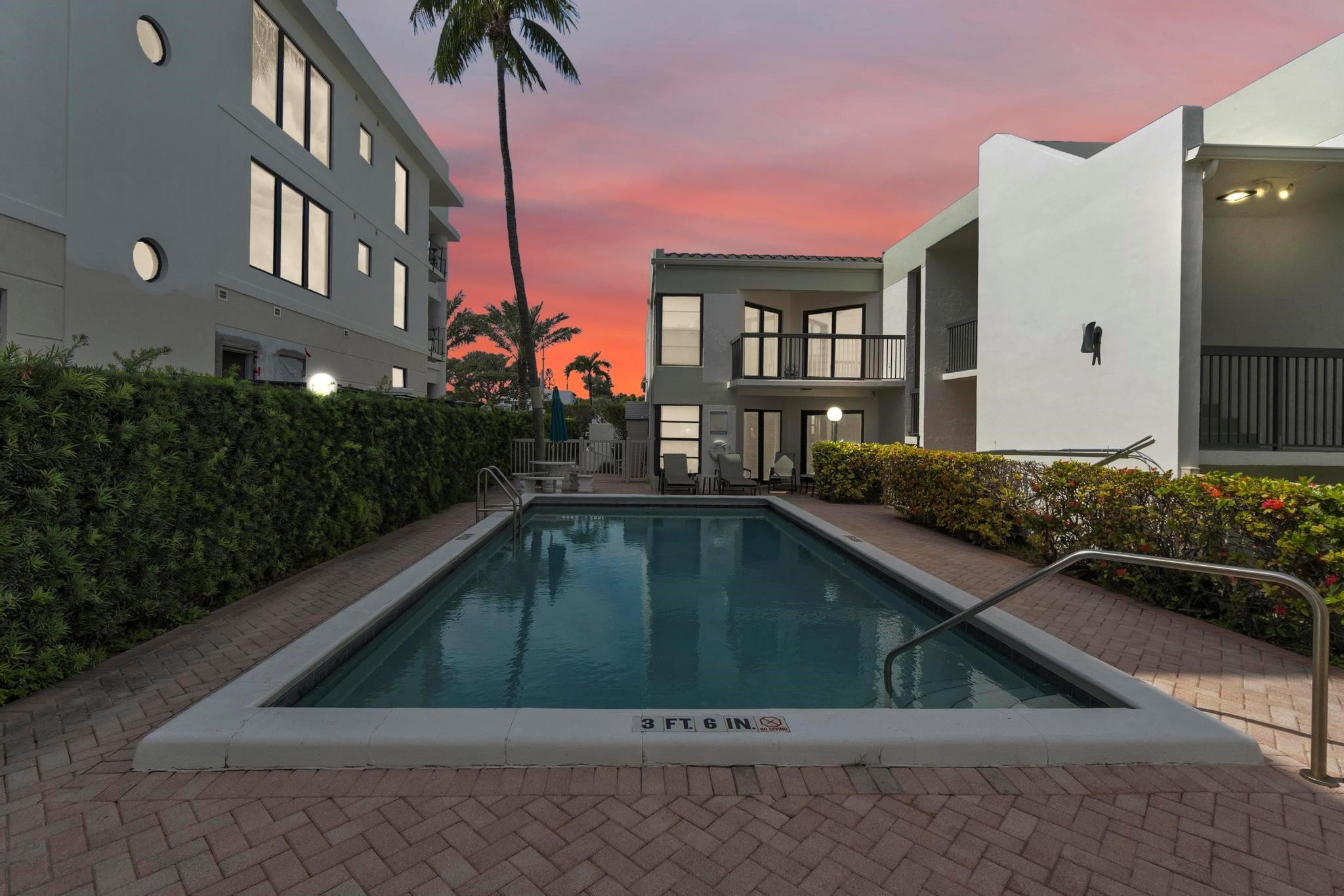 4140 N Ocean Drive 102E, Lauderdale-By-The-Sea Unit: 102E