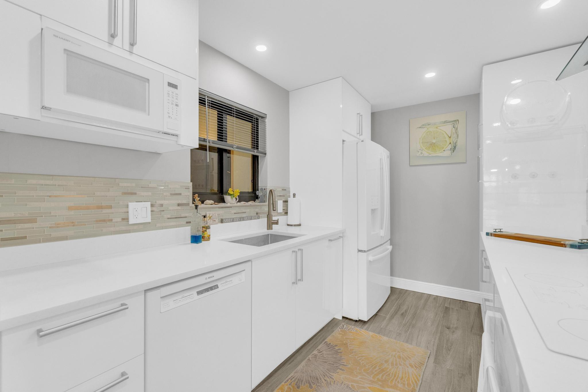 4140 N Ocean Drive 102E, Lauderdale-By-The-Sea Unit: 102E