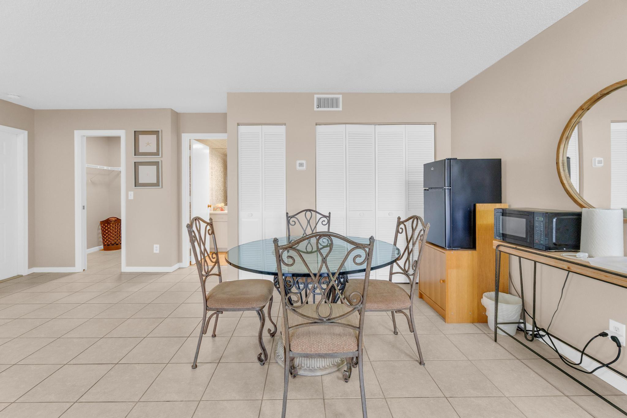 4140 N Ocean Drive 102E, Lauderdale-By-The-Sea Unit: 102E