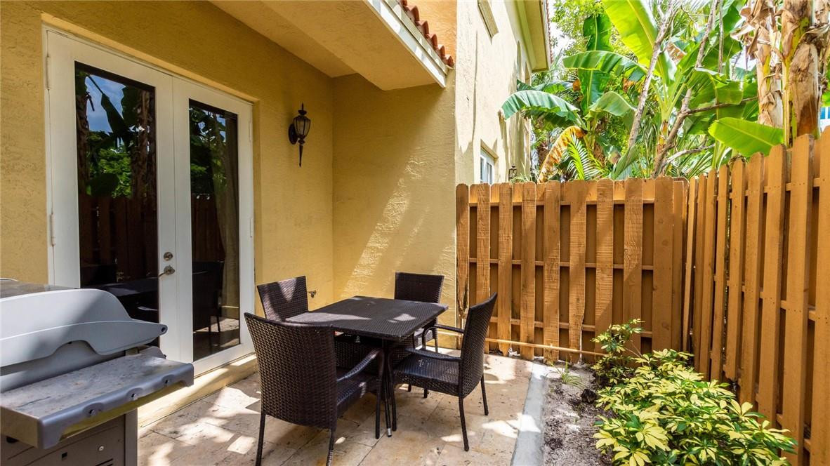 227 Garden Ct