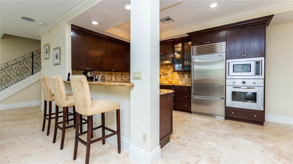 227 Garden Ct