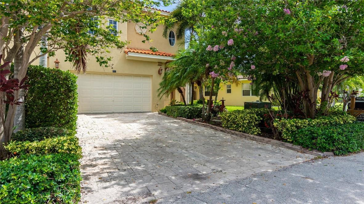 227 Garden Ct