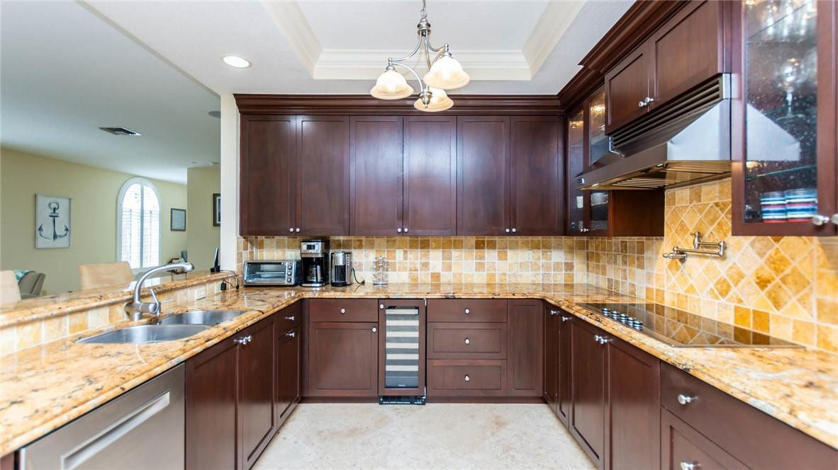 227 Garden Ct