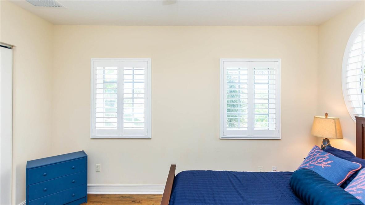 227 Garden Ct