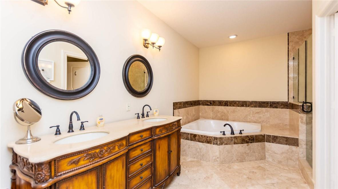 227 Garden Ct