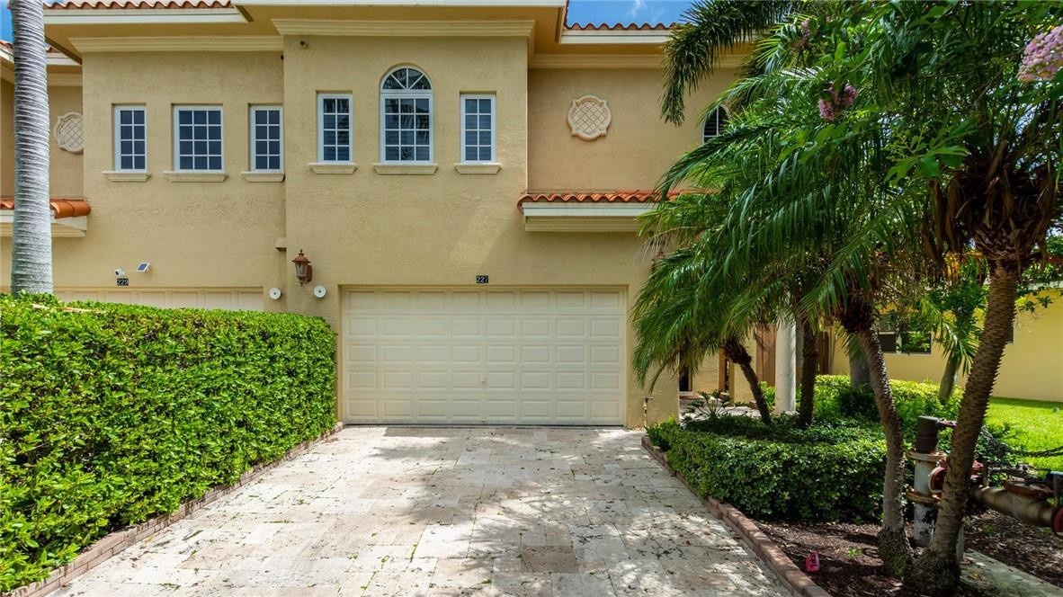 227 Garden Ct