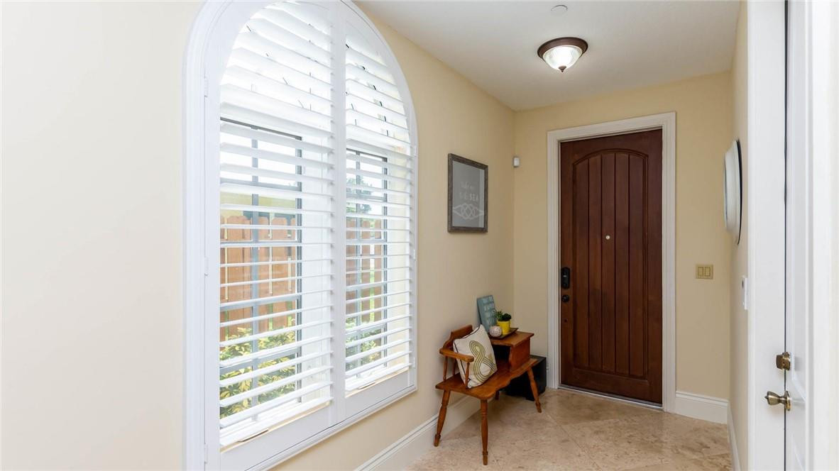 227 Garden Ct