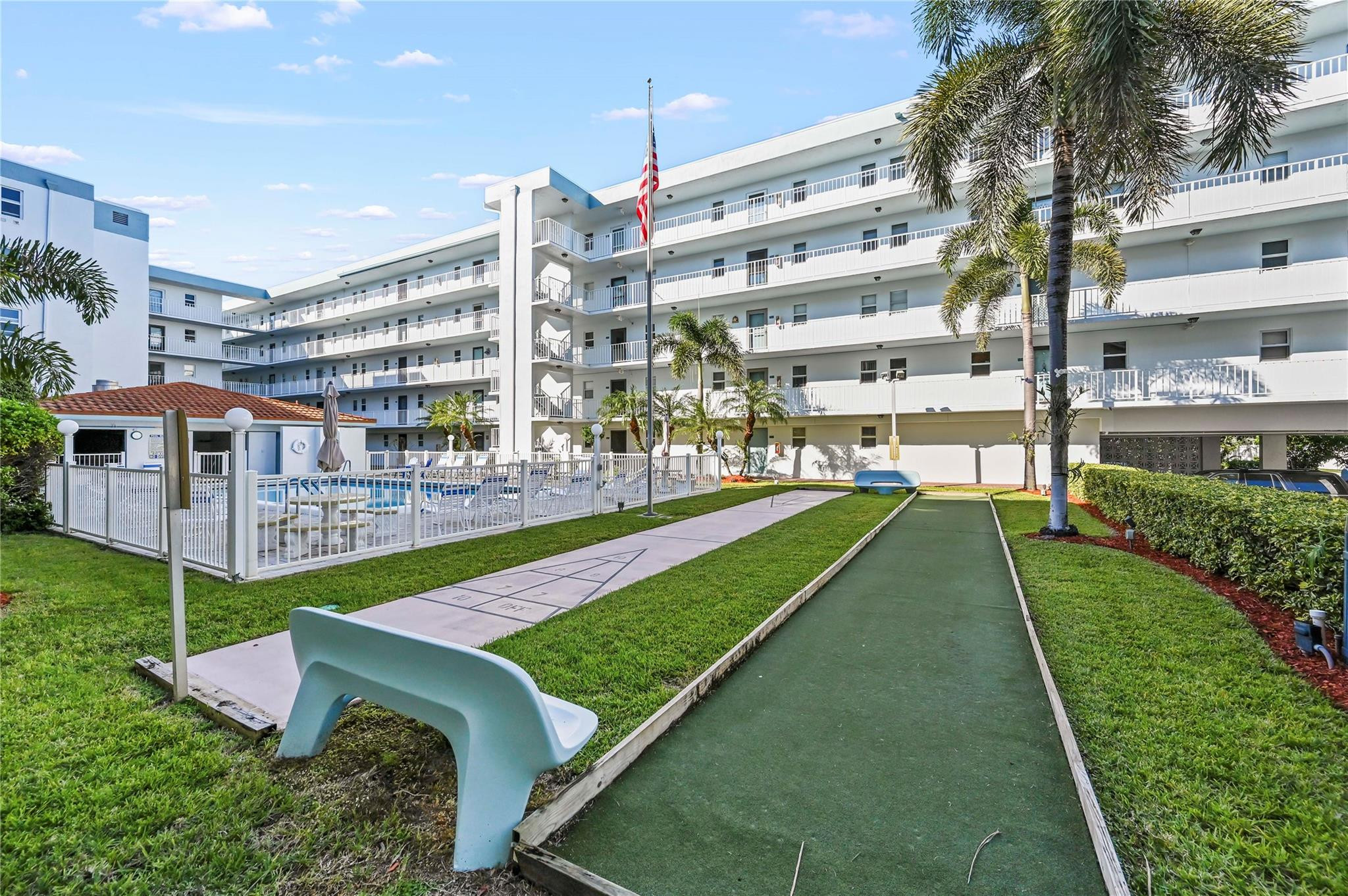 4629 Poinciana Street 506, Lauderdale-By-The-Sea Unit: 506