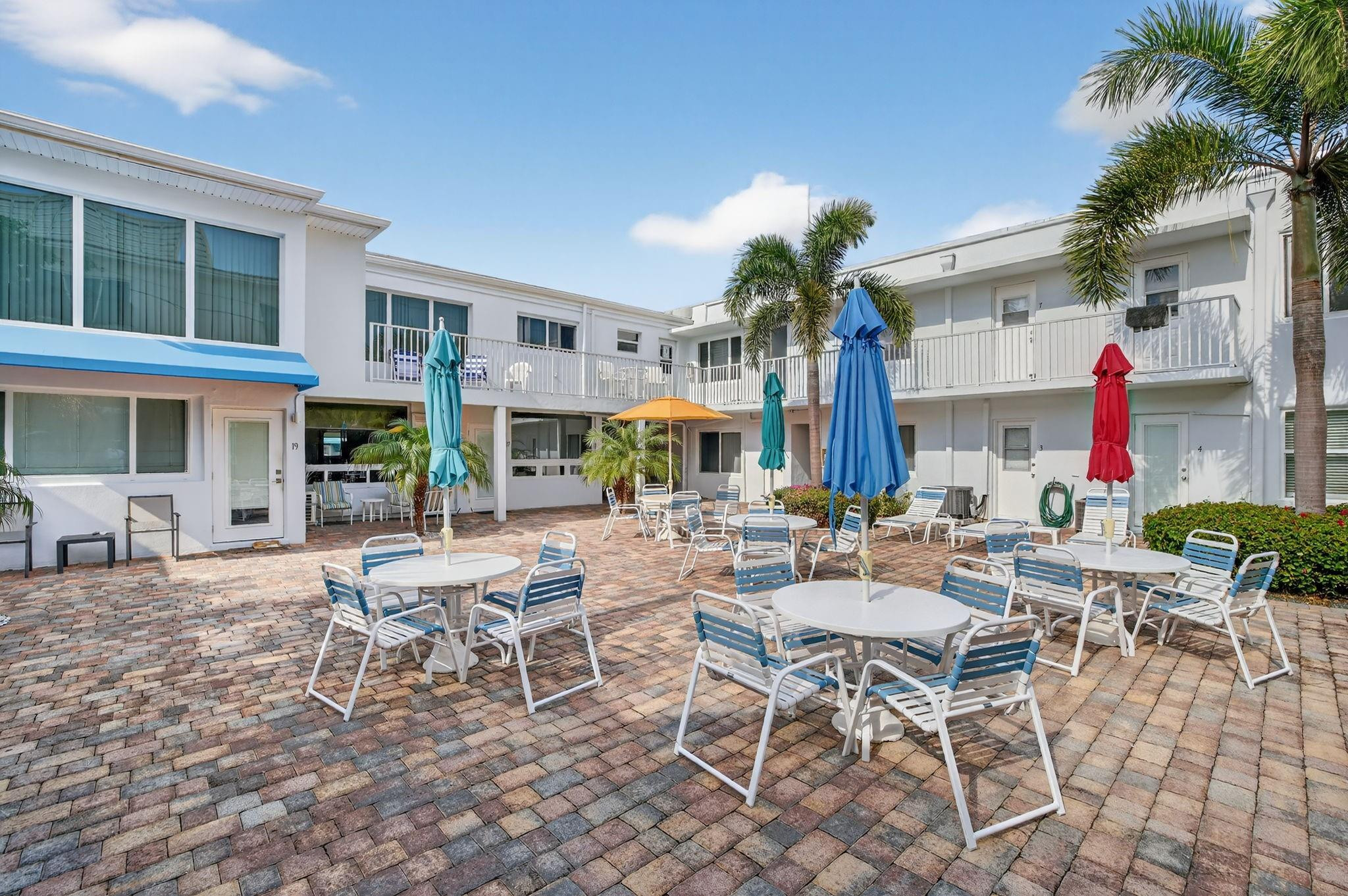 4228 N Ocean Dr 9