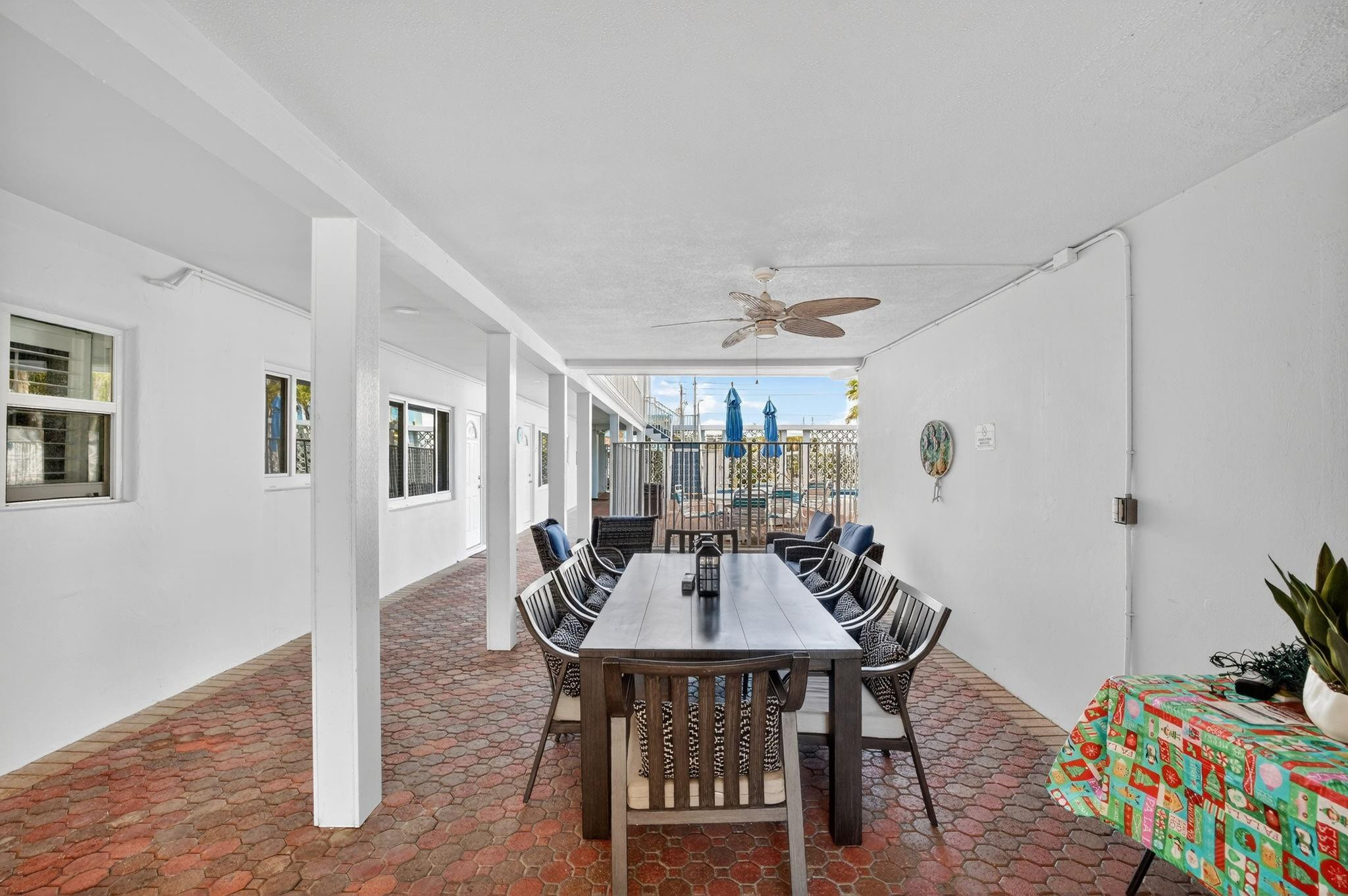 4228 N Ocean Dr 9