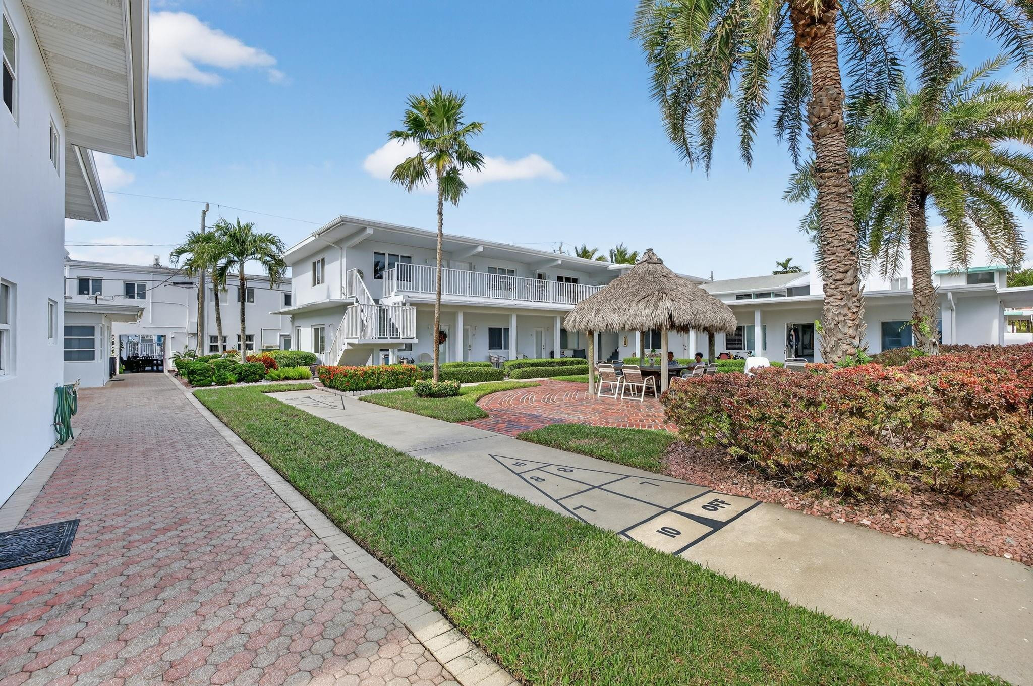 4228 N Ocean Dr 9