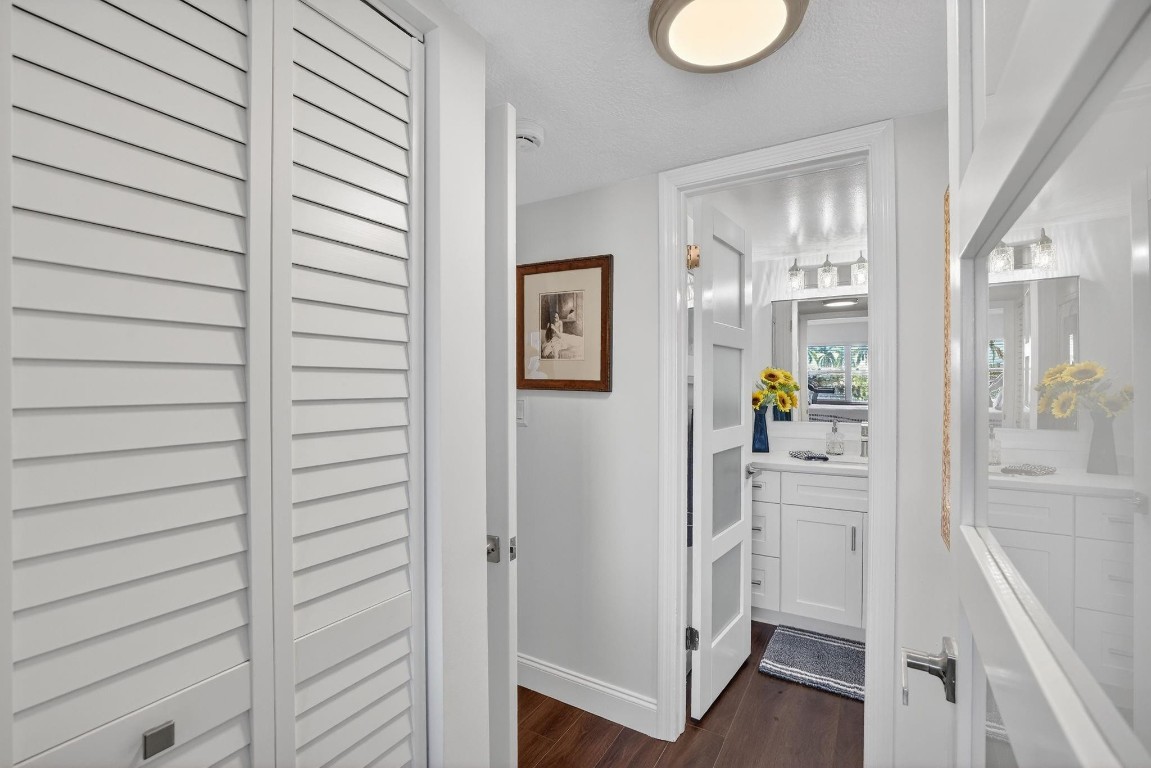 2611 N Riverside Dr 304