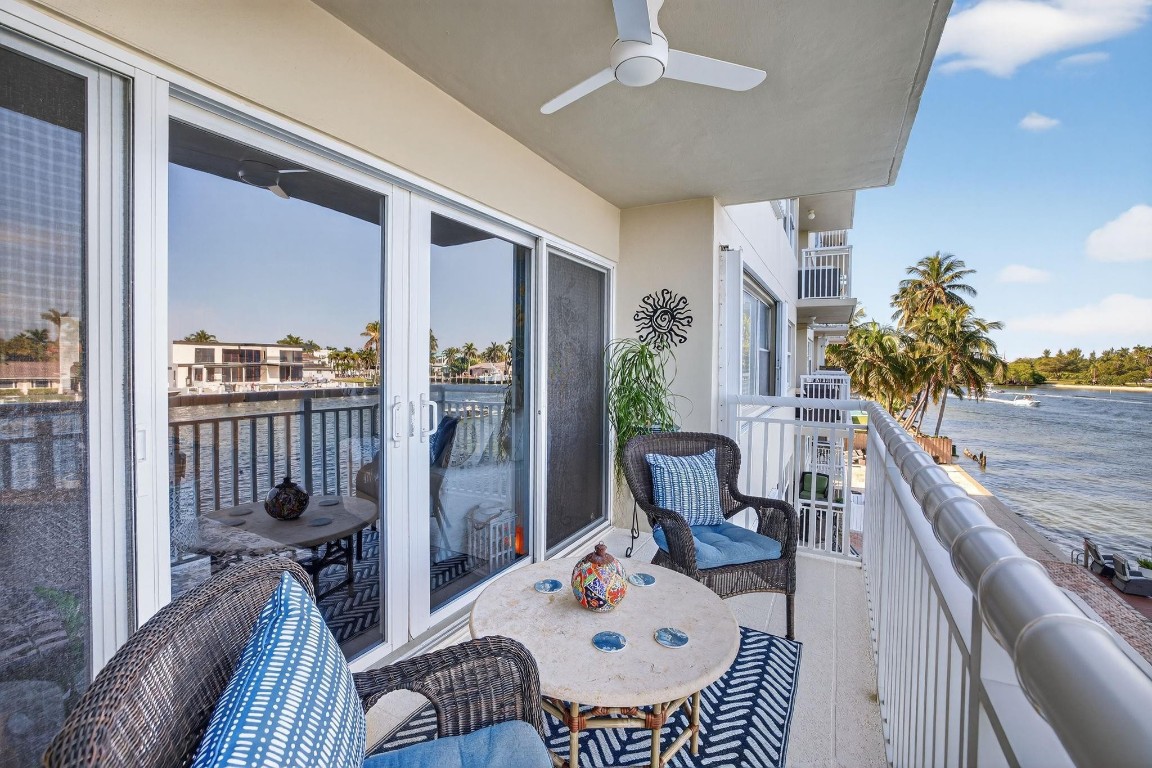 2611 N Riverside Dr 304