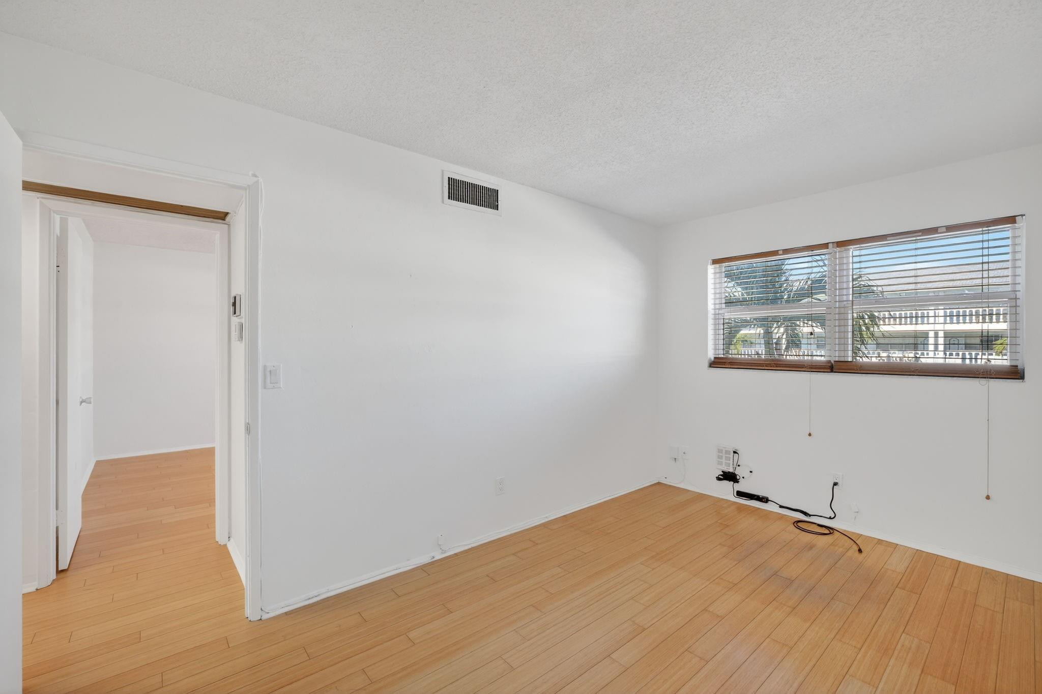 5200 NE 24th Ter c219