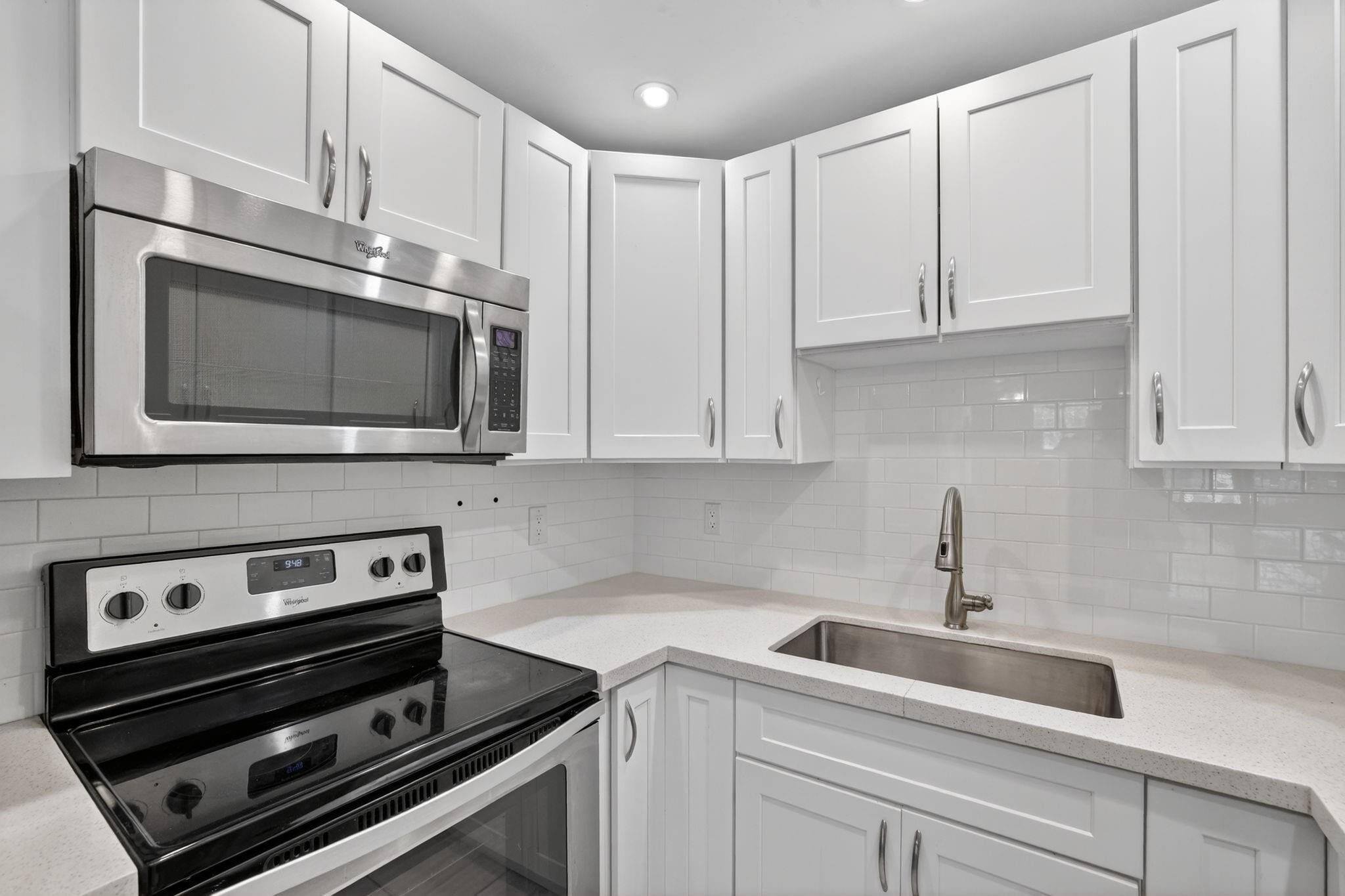 5200 NE 24th Ter c219