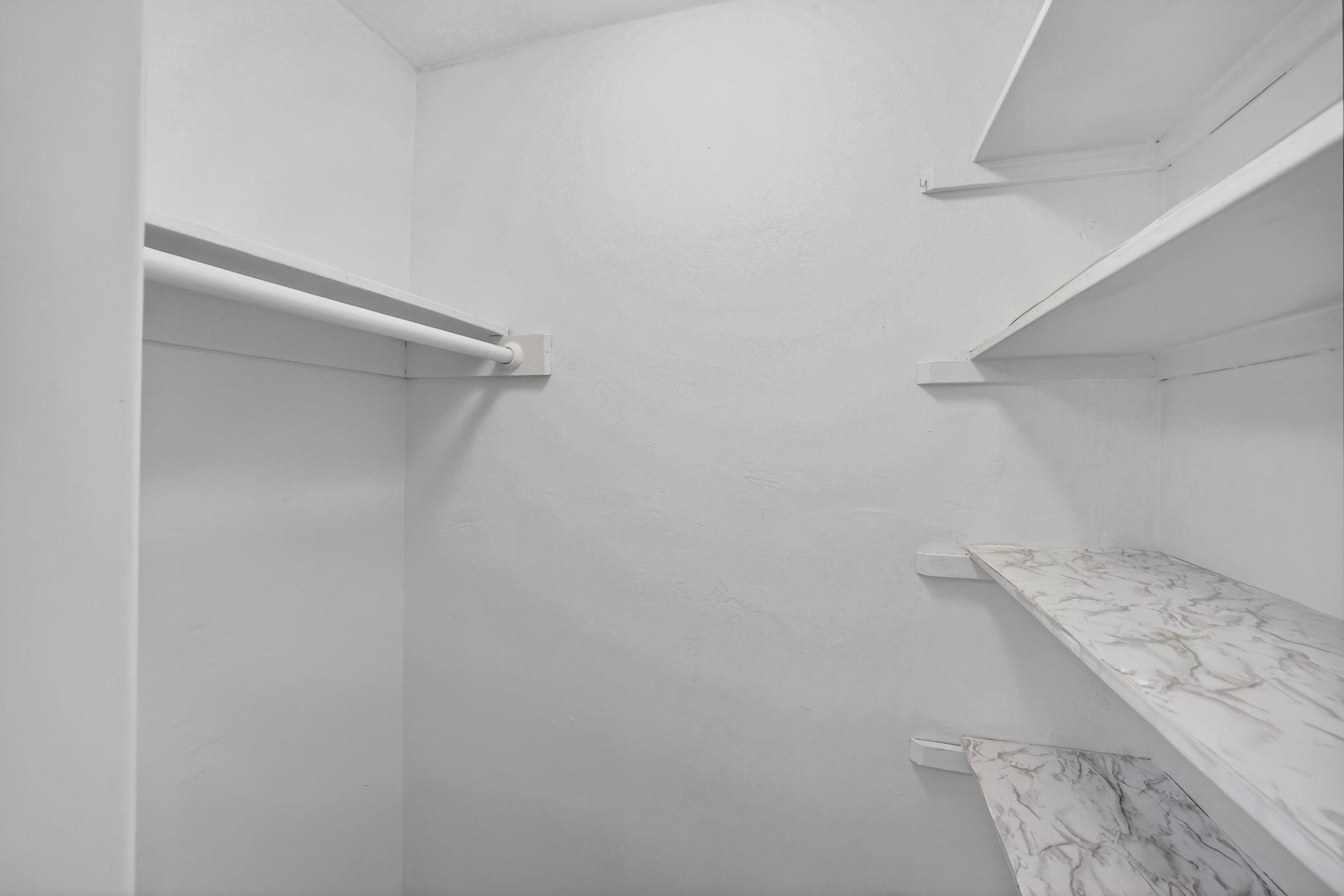 5200 NE 24th Ter c219