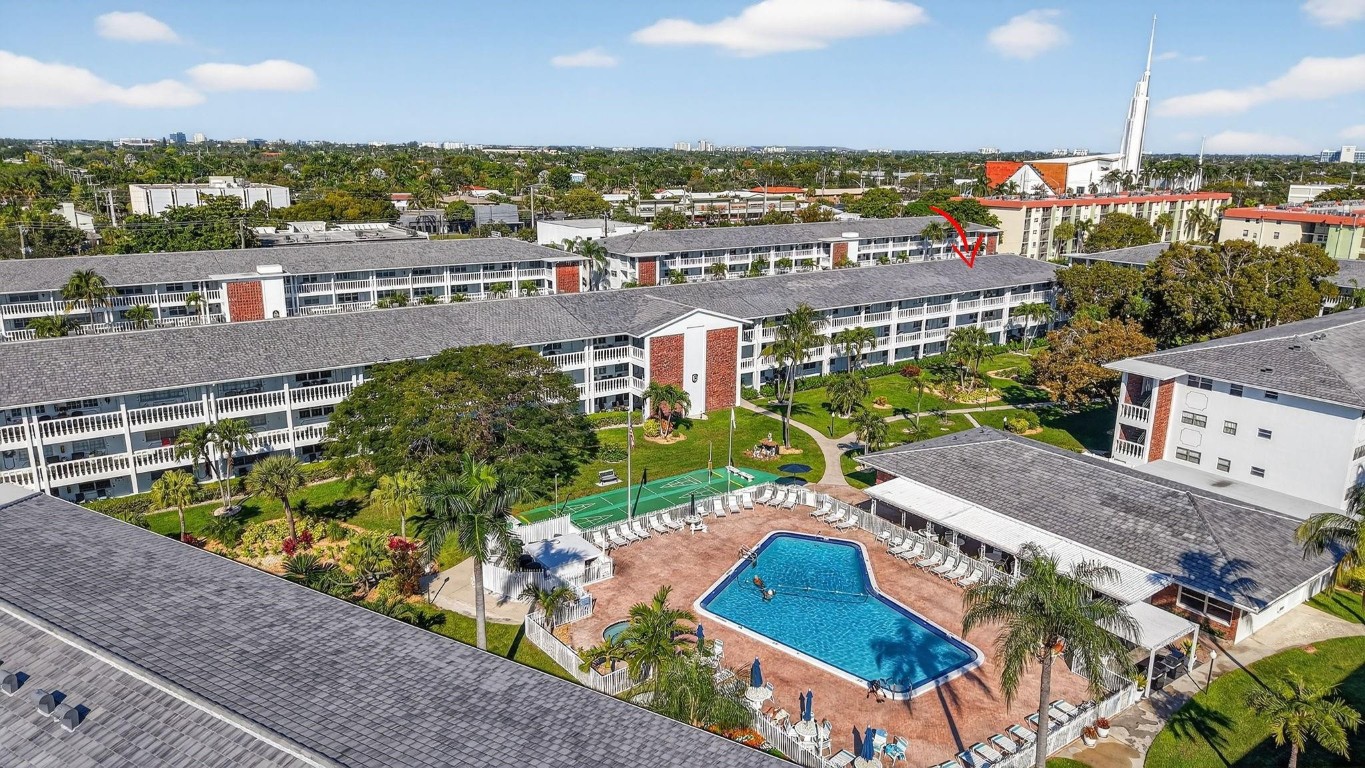 5200 NE 24th Ter c219