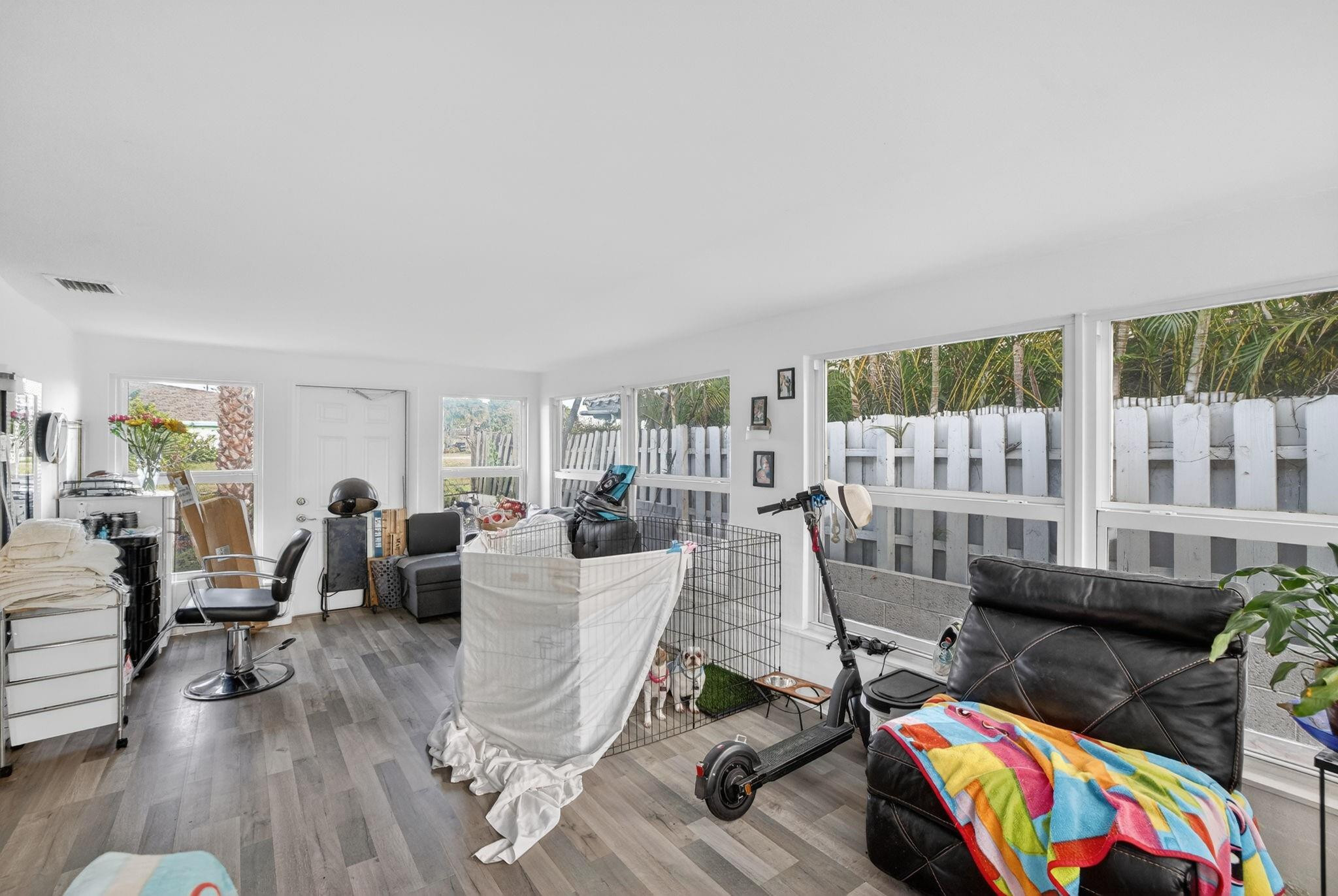 4436 Seagrape Dr