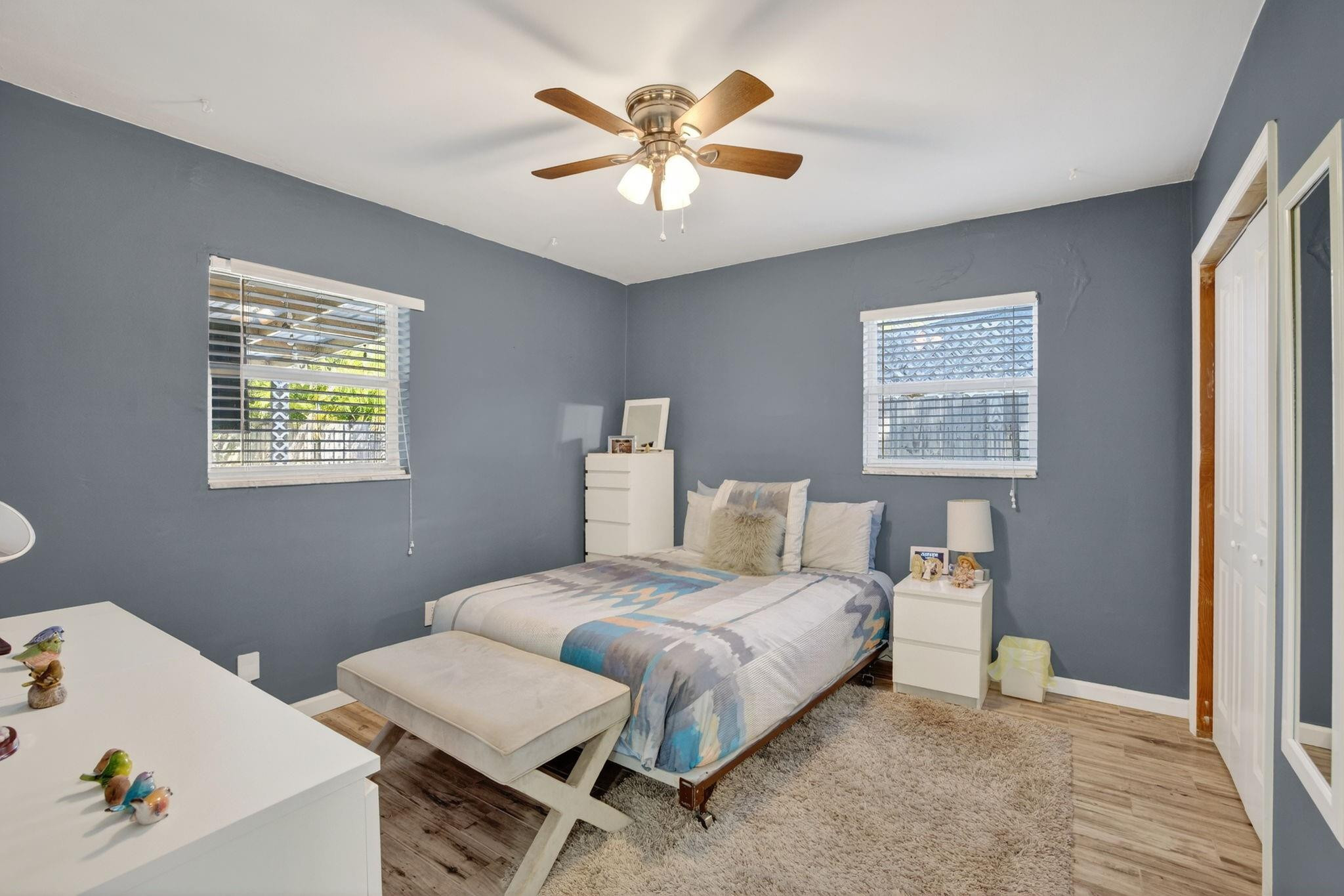 1383 NE 38th Street, Oakland Park