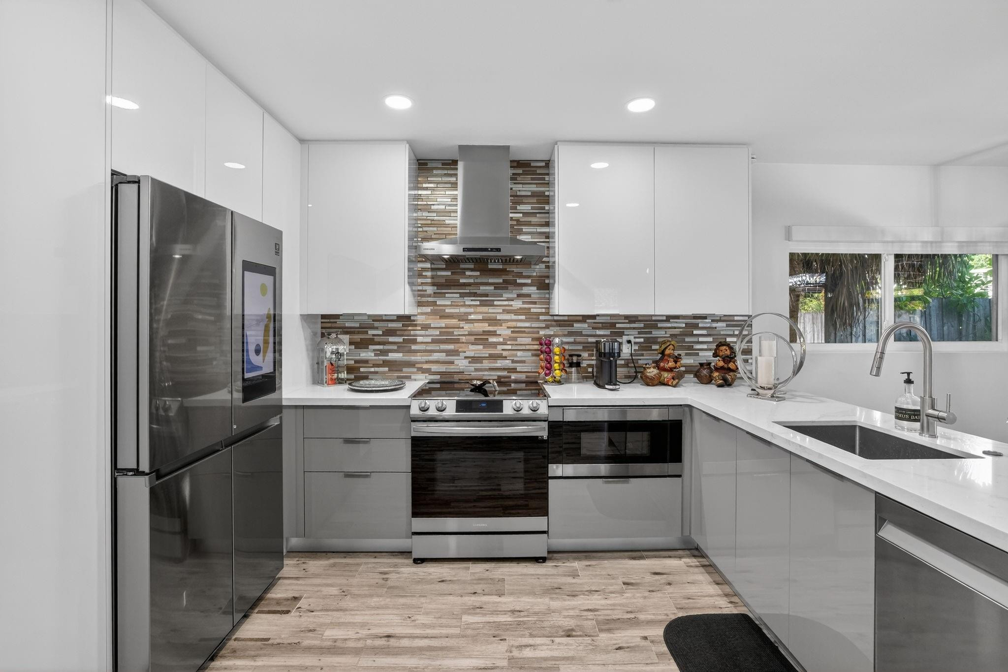 1383 NE 38th Street, Oakland Park