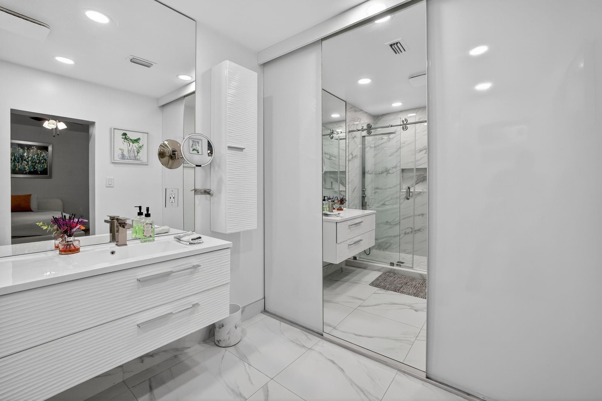 1383 NE 38th Street, Oakland Park