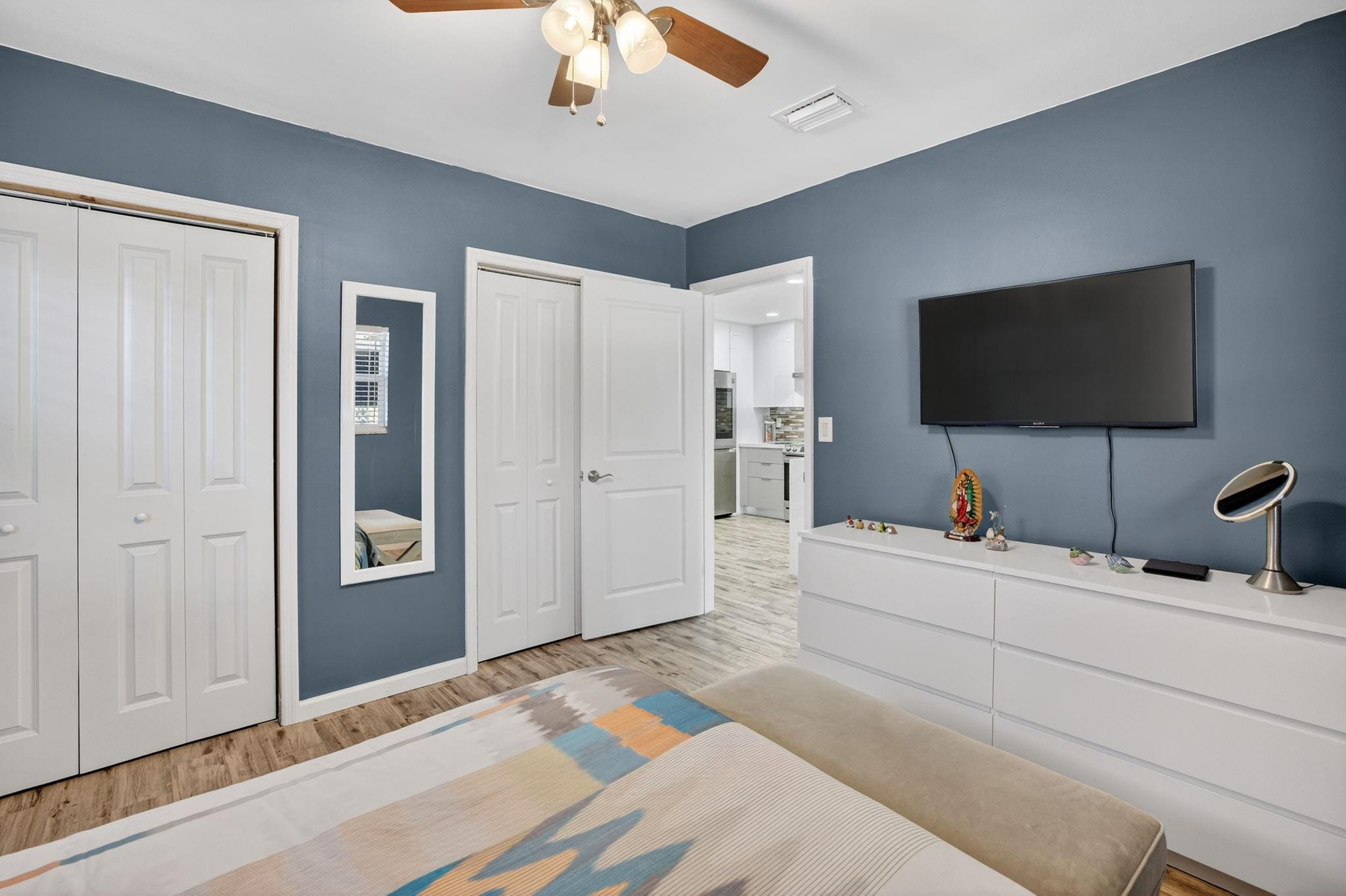 1383 NE 38th Street, Oakland Park