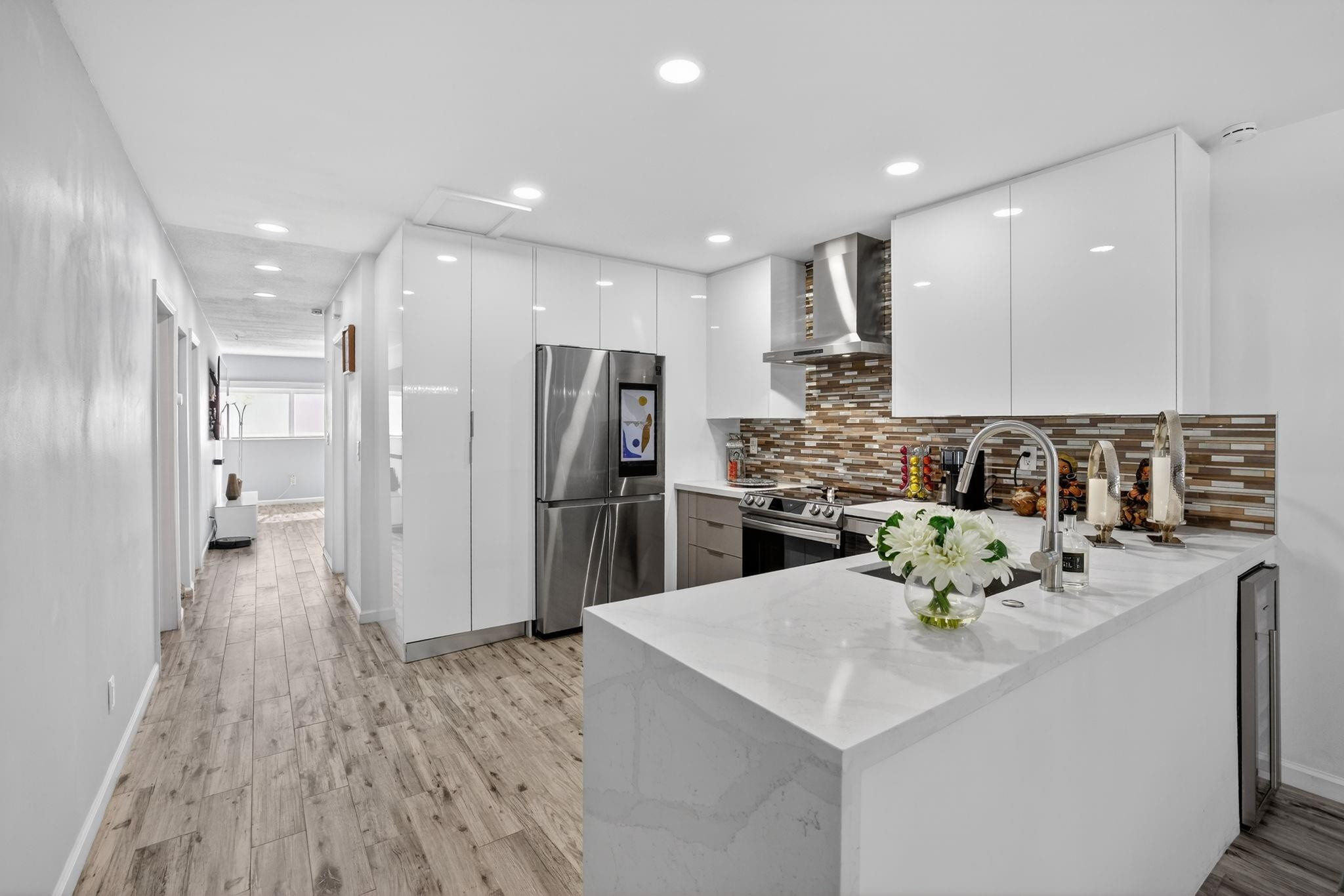 1383 NE 38th Street, Oakland Park