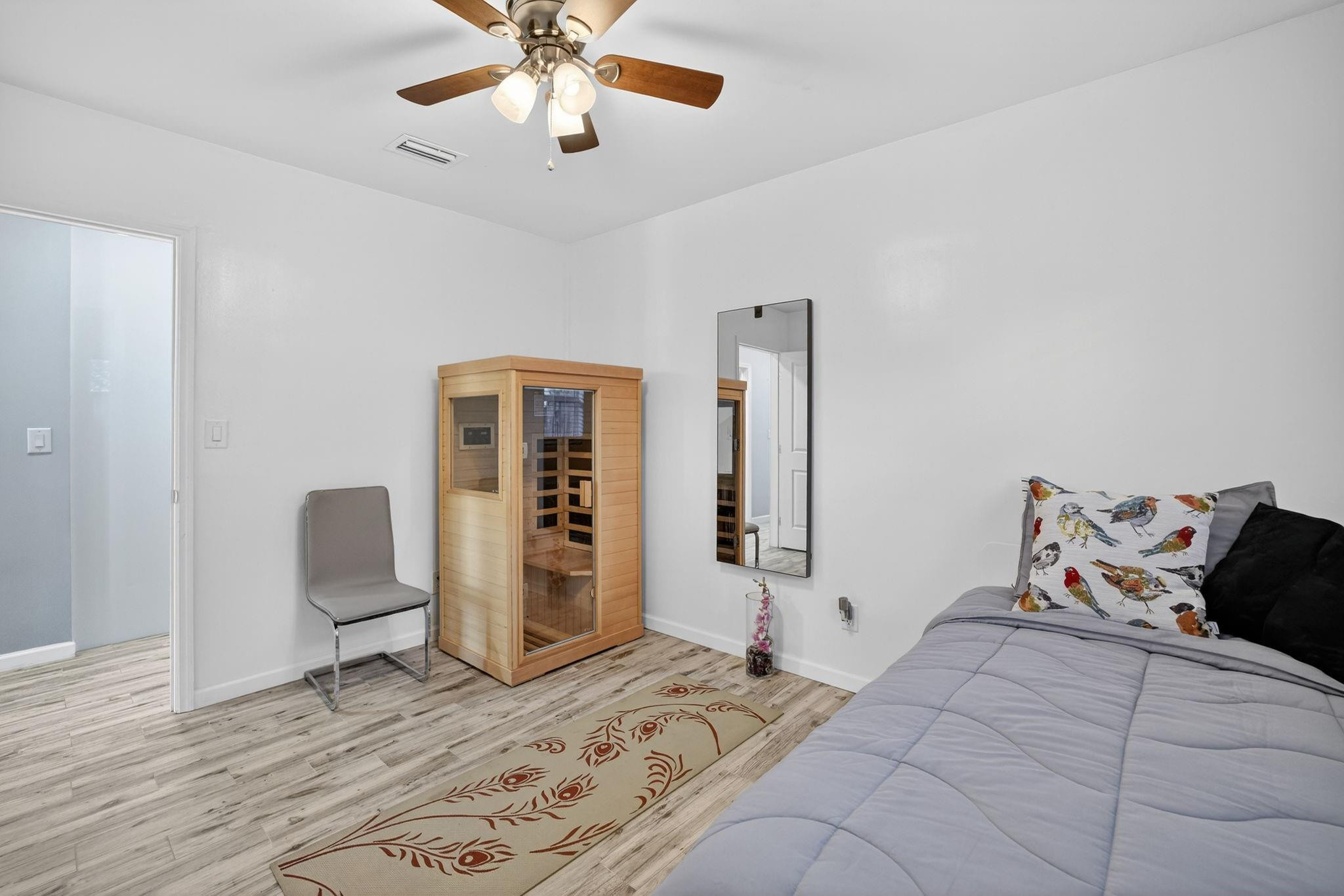 1383 NE 38th Street, Oakland Park