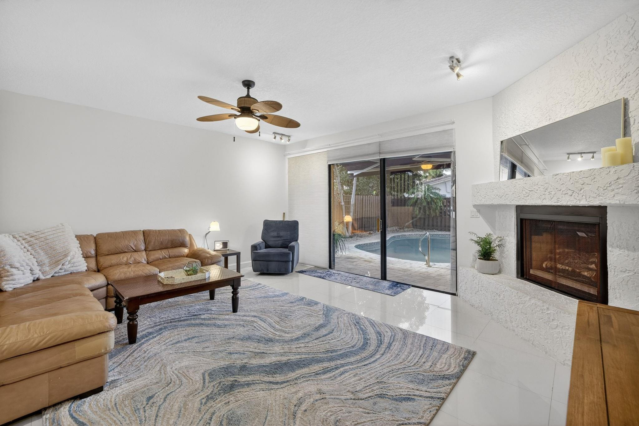 4465 Poinciana Street 4465, Lauderdale-By-The-Sea Unit: 4465