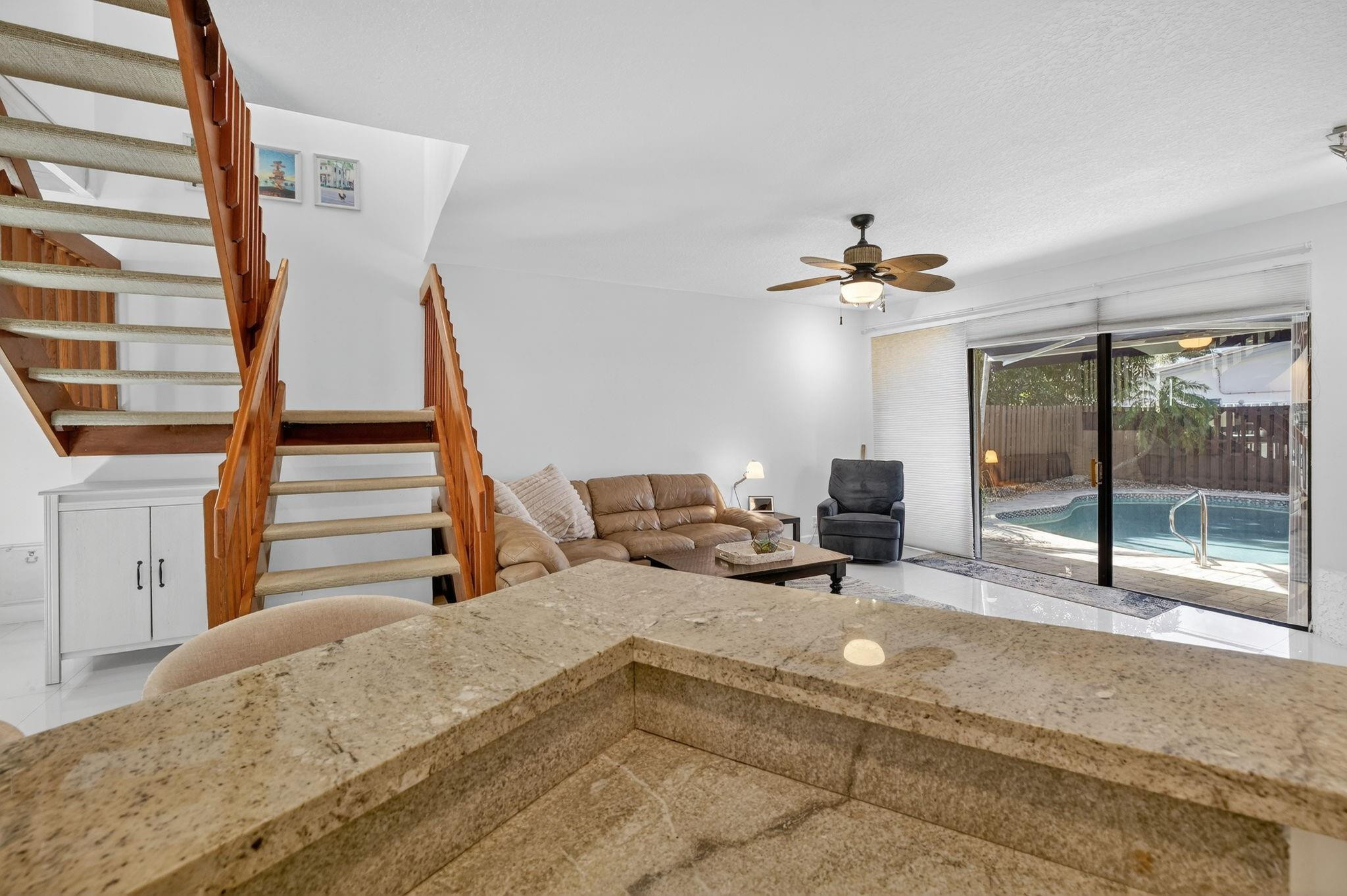 4465 Poinciana Street 4465, Lauderdale-By-The-Sea Unit: 4465