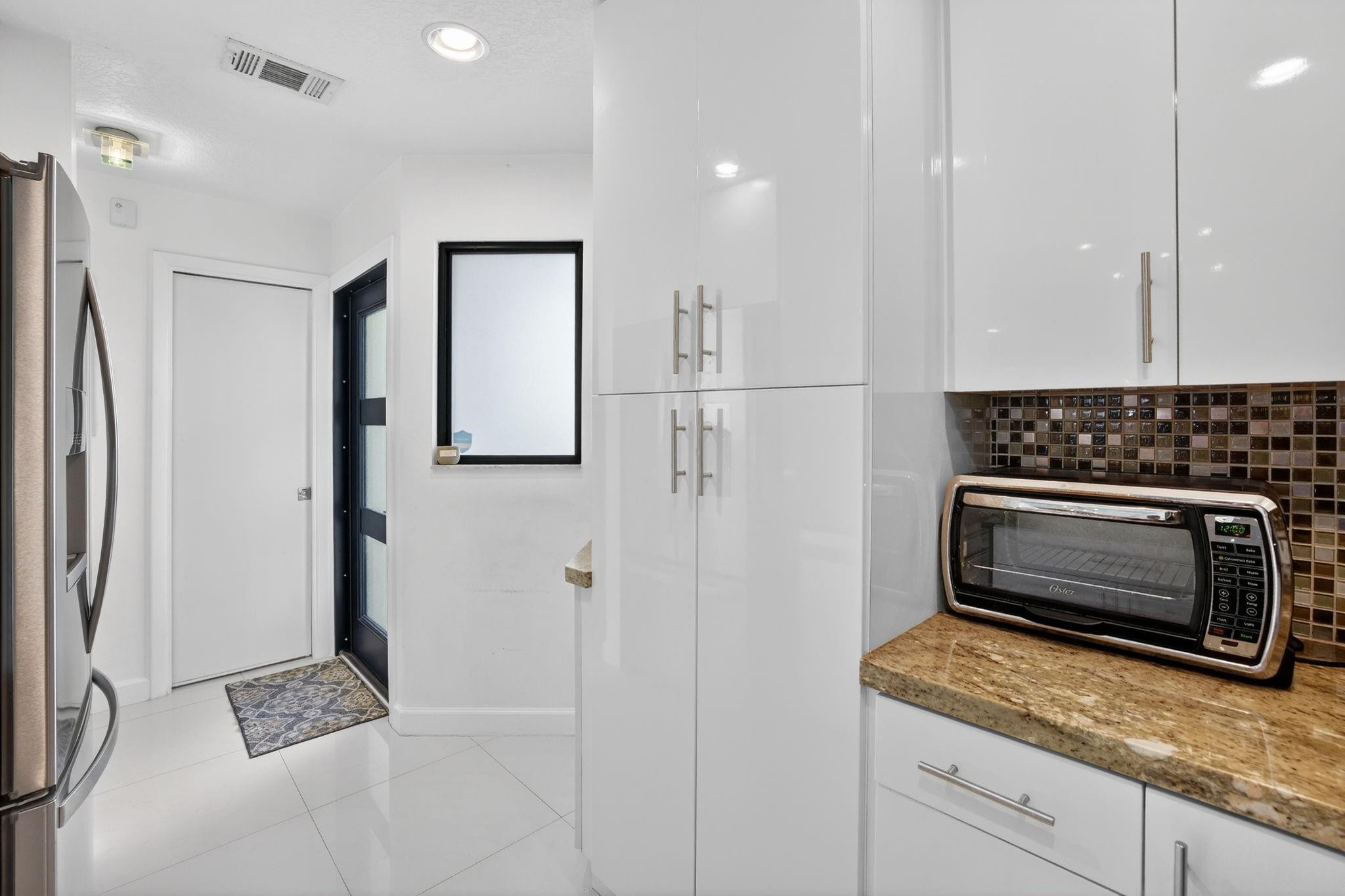 4465 Poinciana Street 4465, Lauderdale-By-The-Sea Unit: 4465