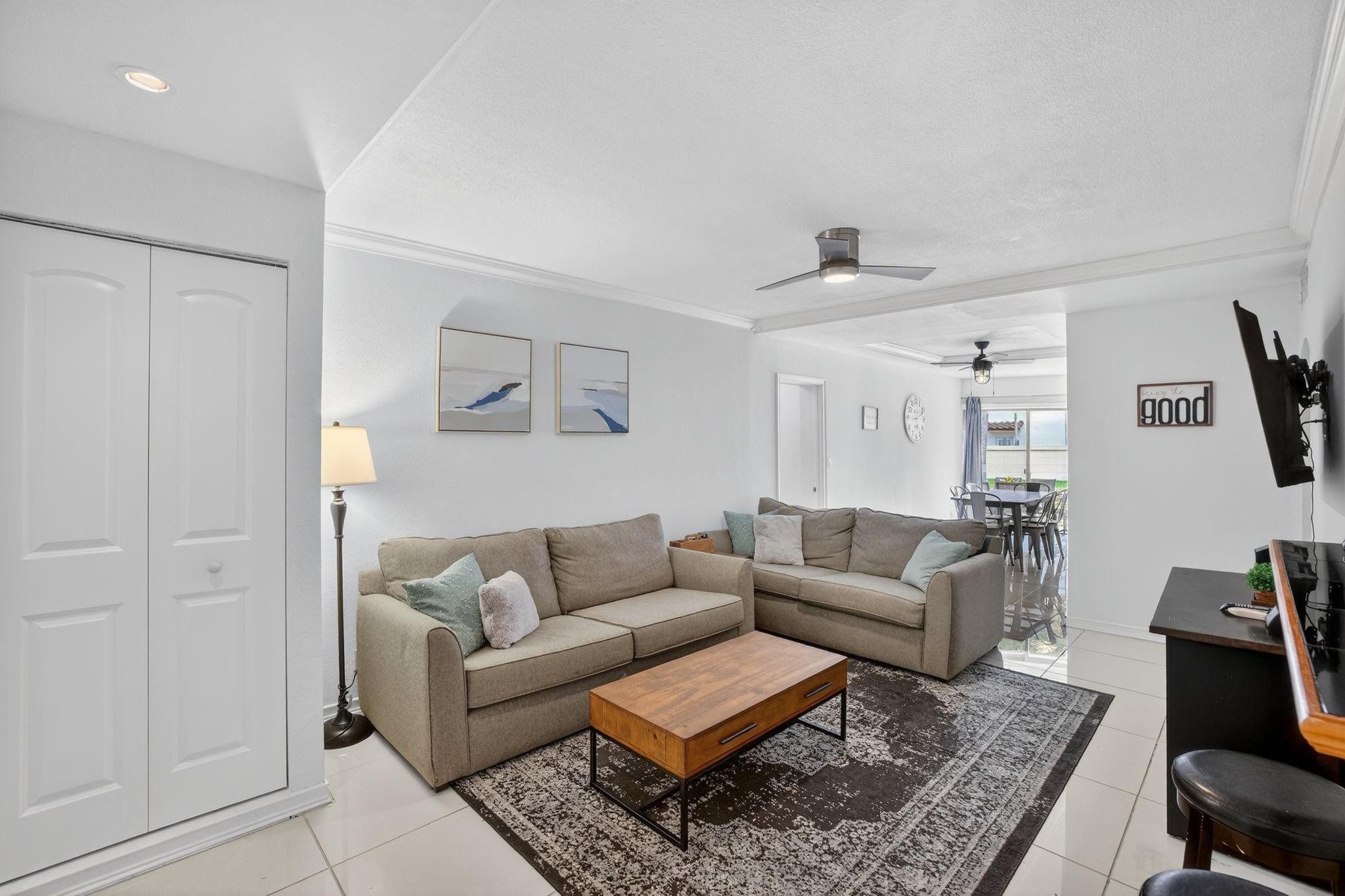 1967 S Ocean Boulevard 103