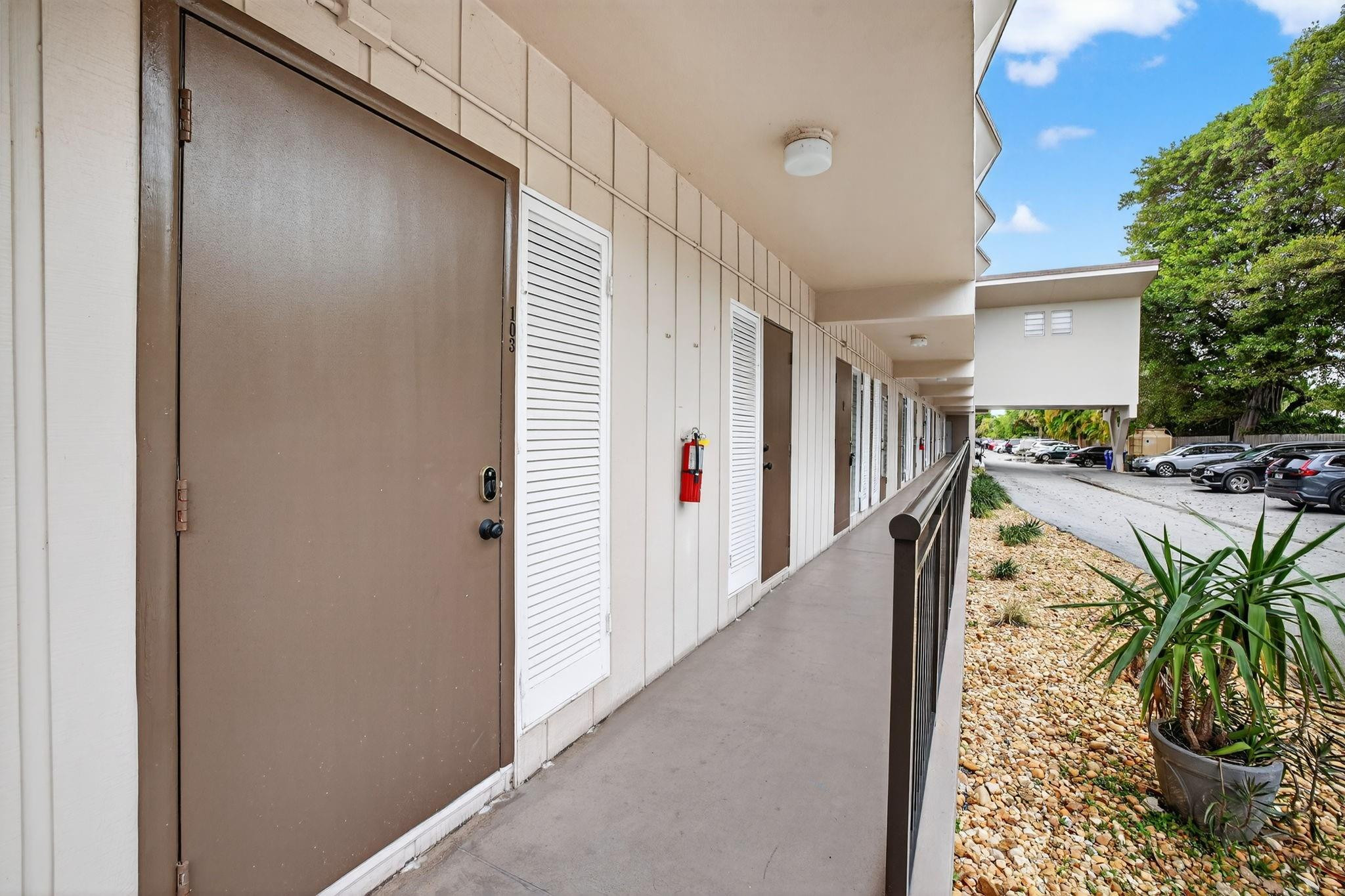1967 S Ocean Boulevard 103