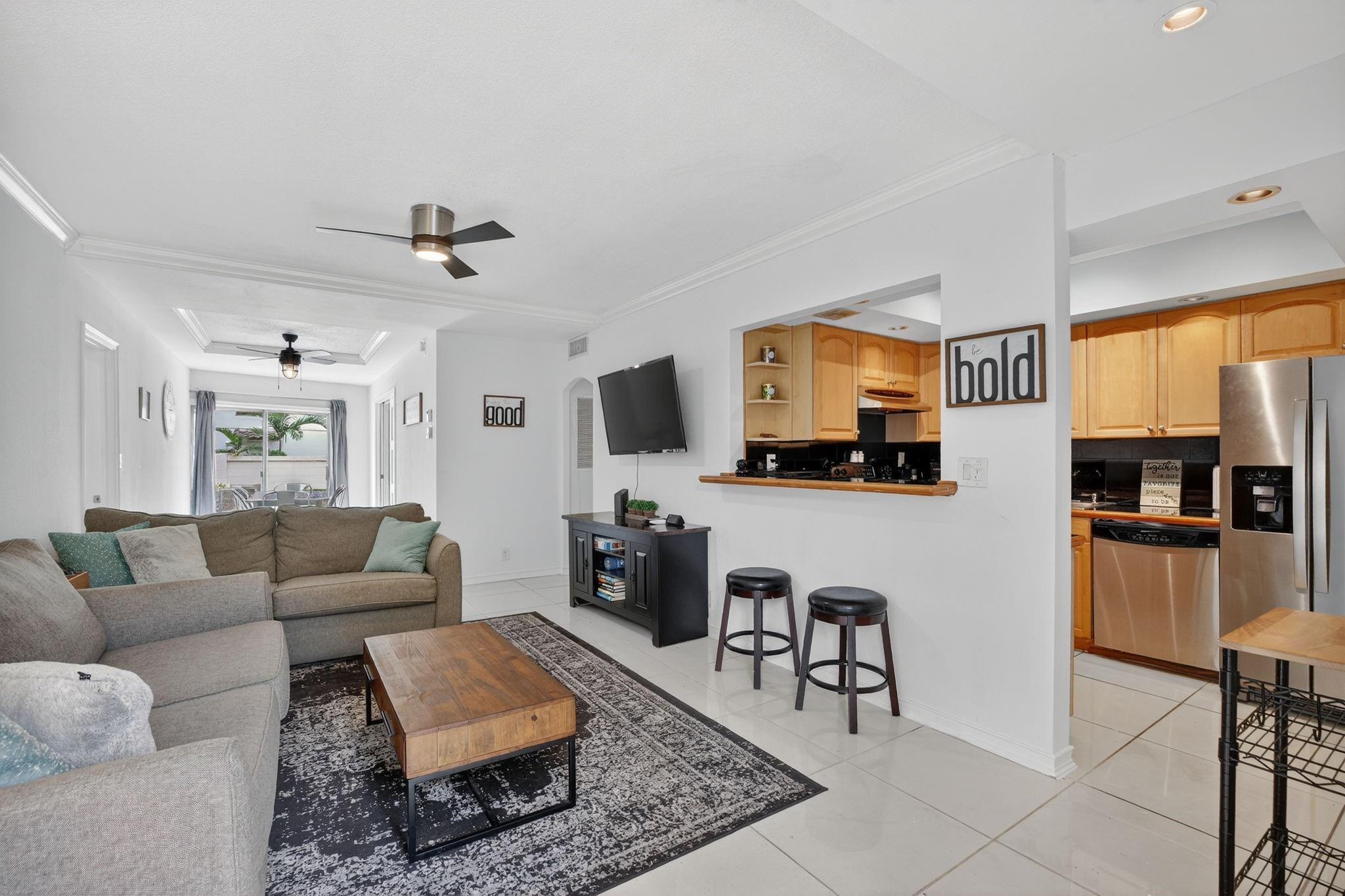 1967 S Ocean Boulevard 103