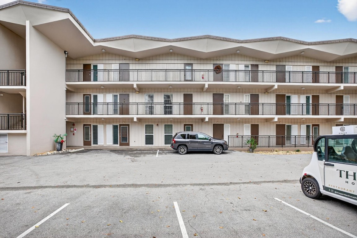 1967 S Ocean Boulevard 103