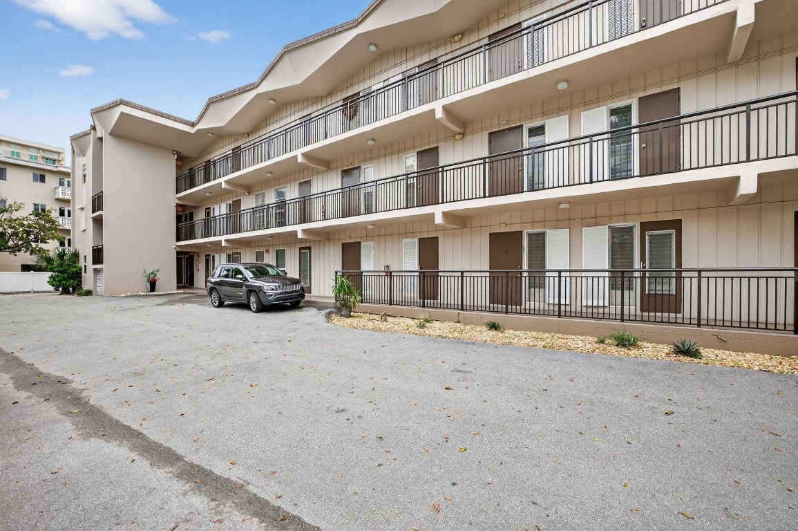 1967 S Ocean Boulevard 103