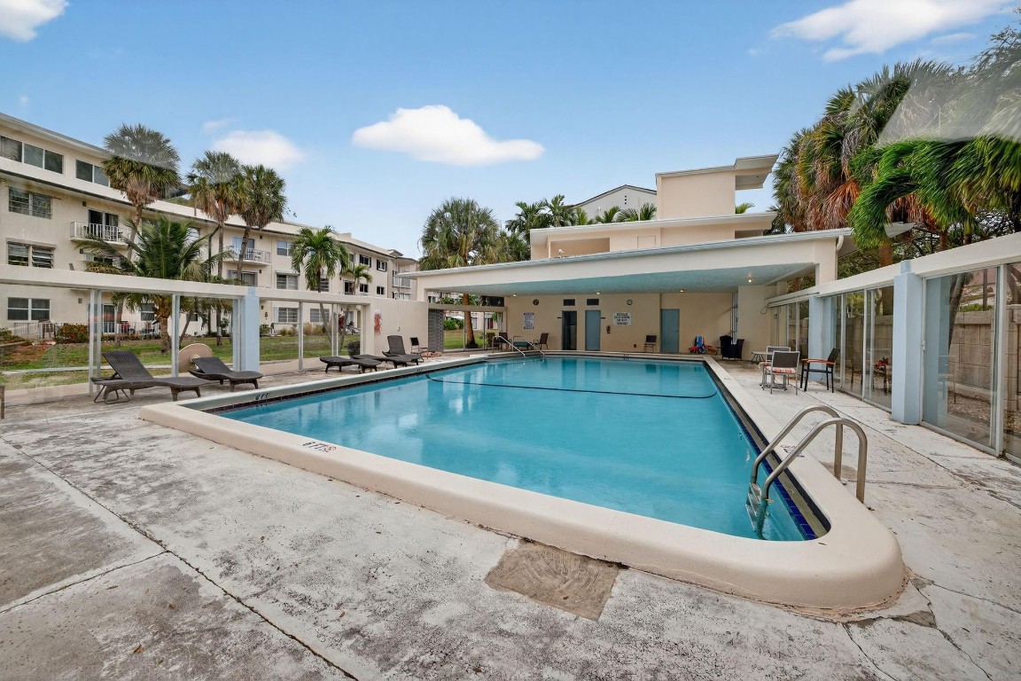 1967 S Ocean Boulevard 103