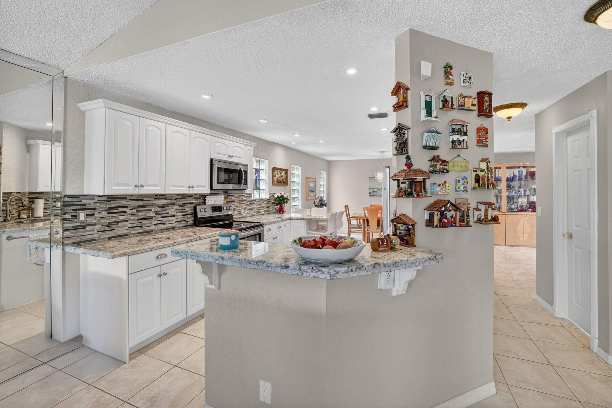10638 NW 7th Street
