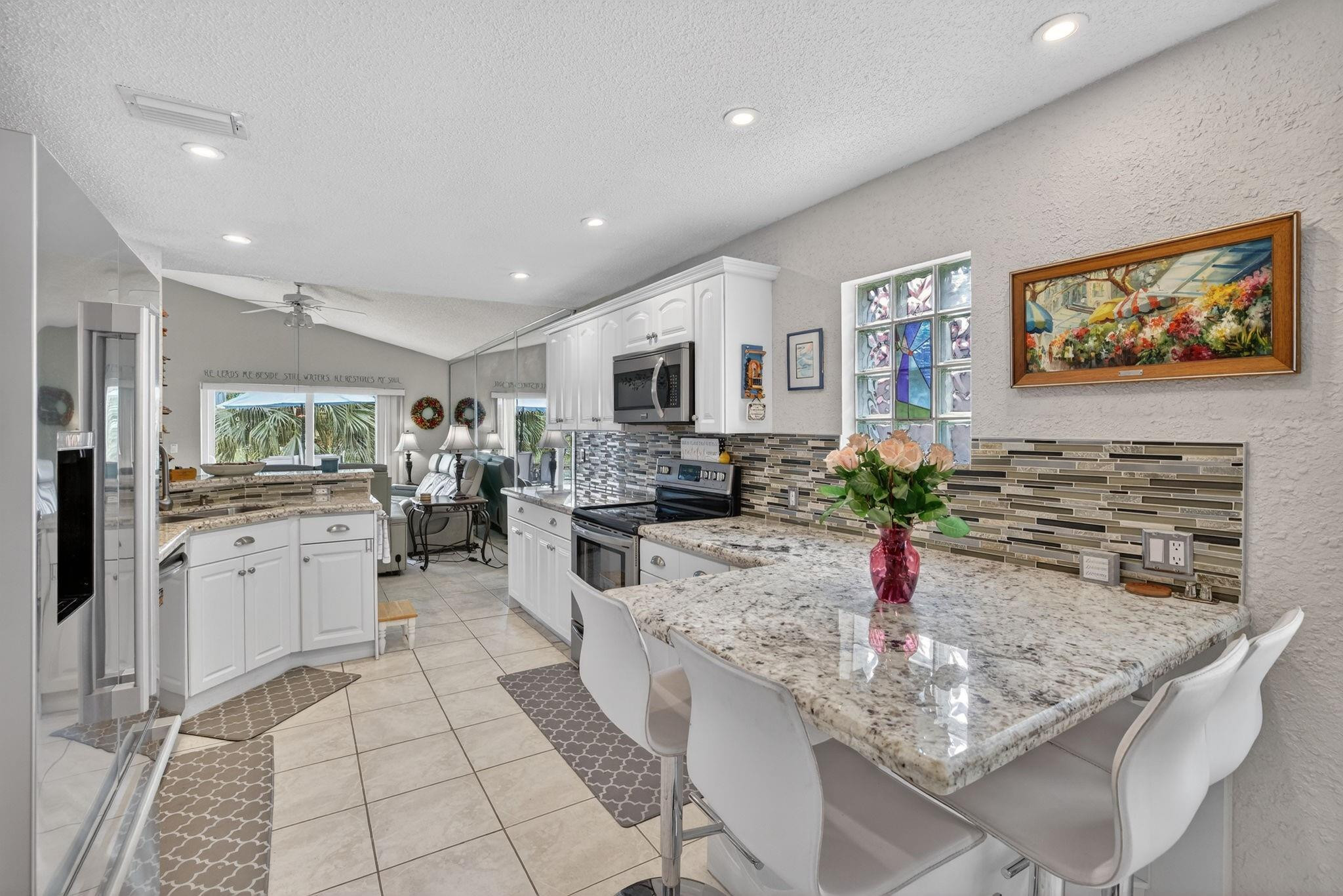 10638 NW 7th Street
