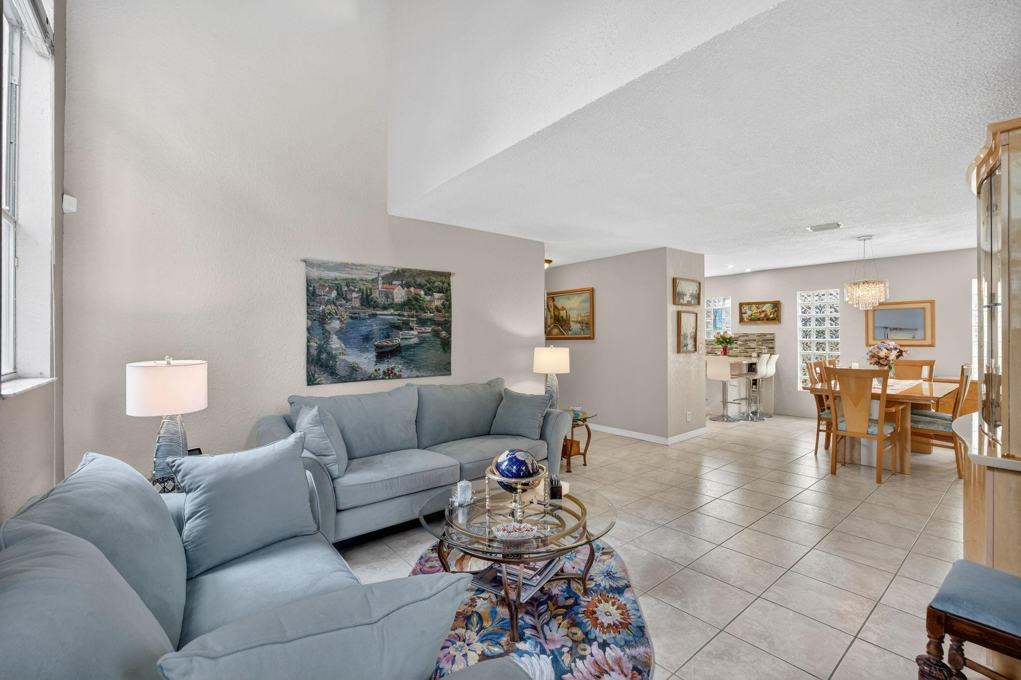 10638 NW 7th Street