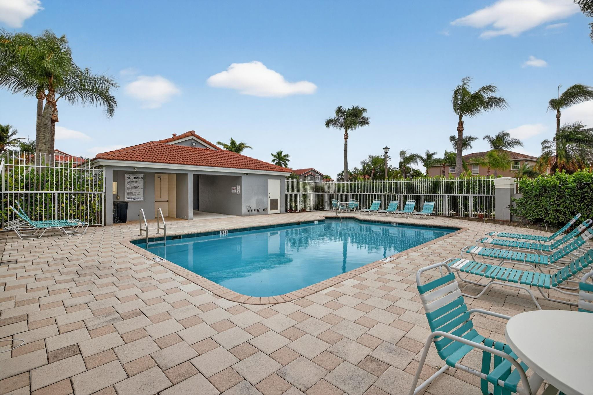 10638 NW 7th Street