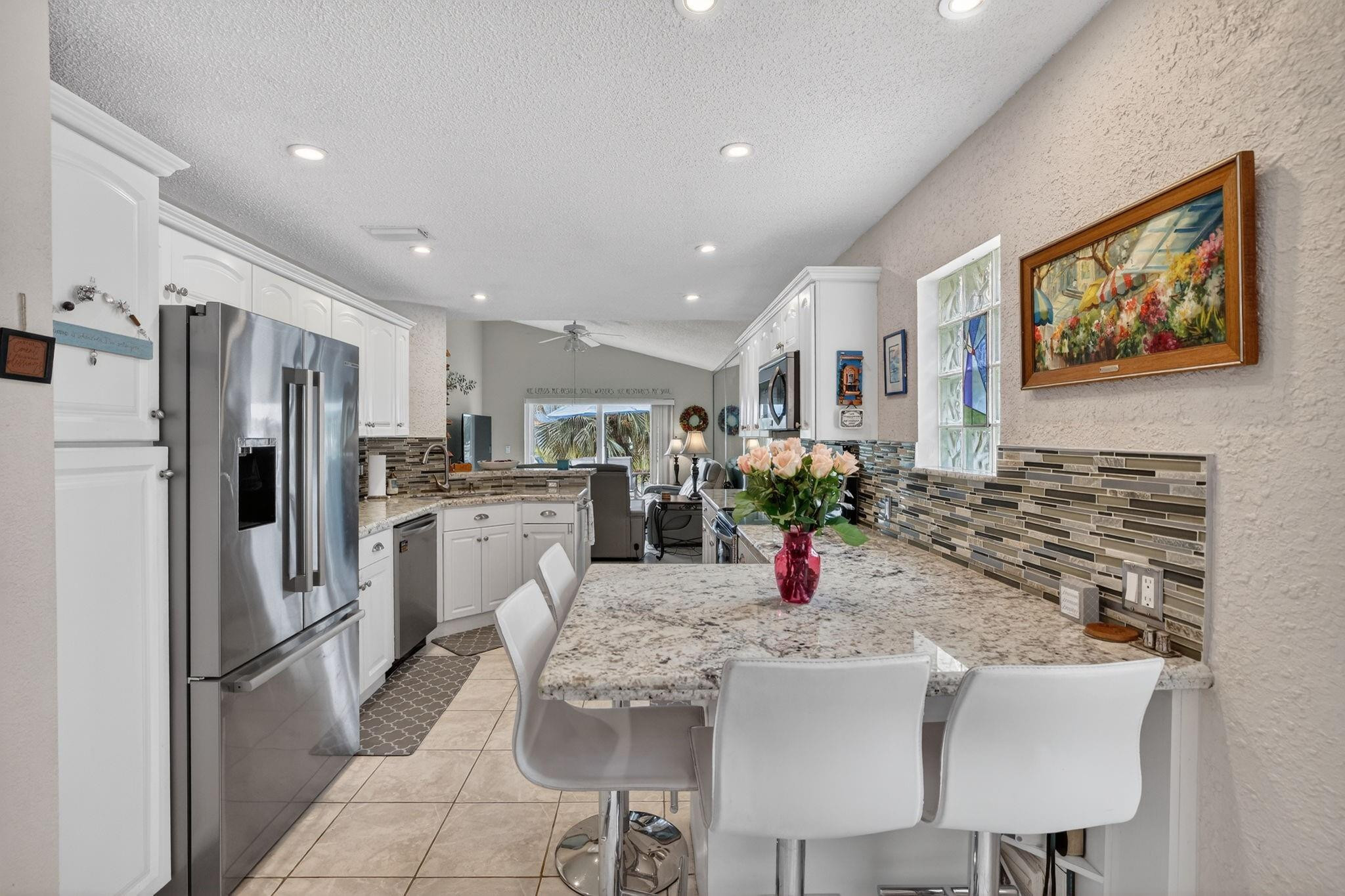 10638 NW 7th Street