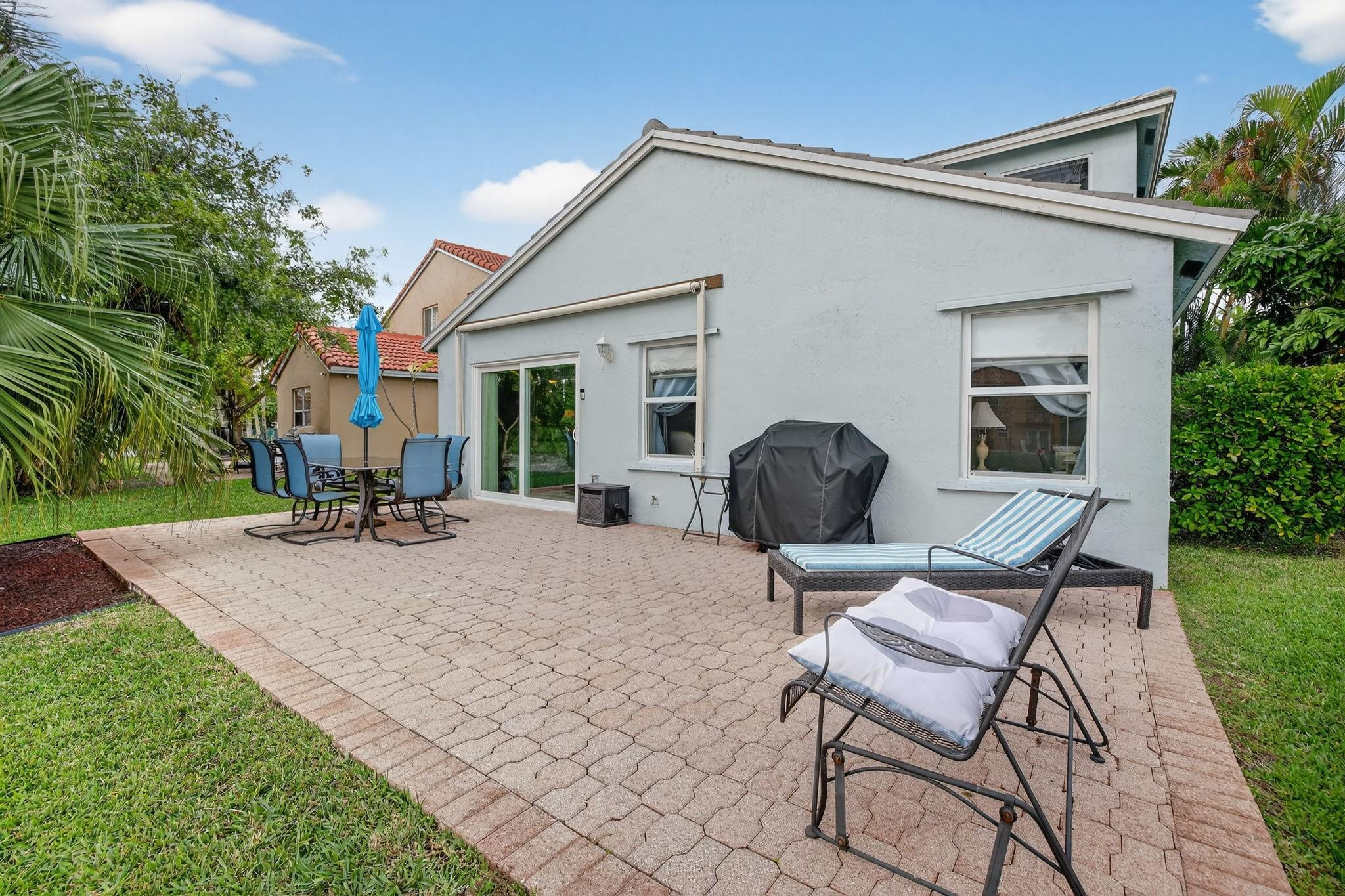 10638 NW 7th Street